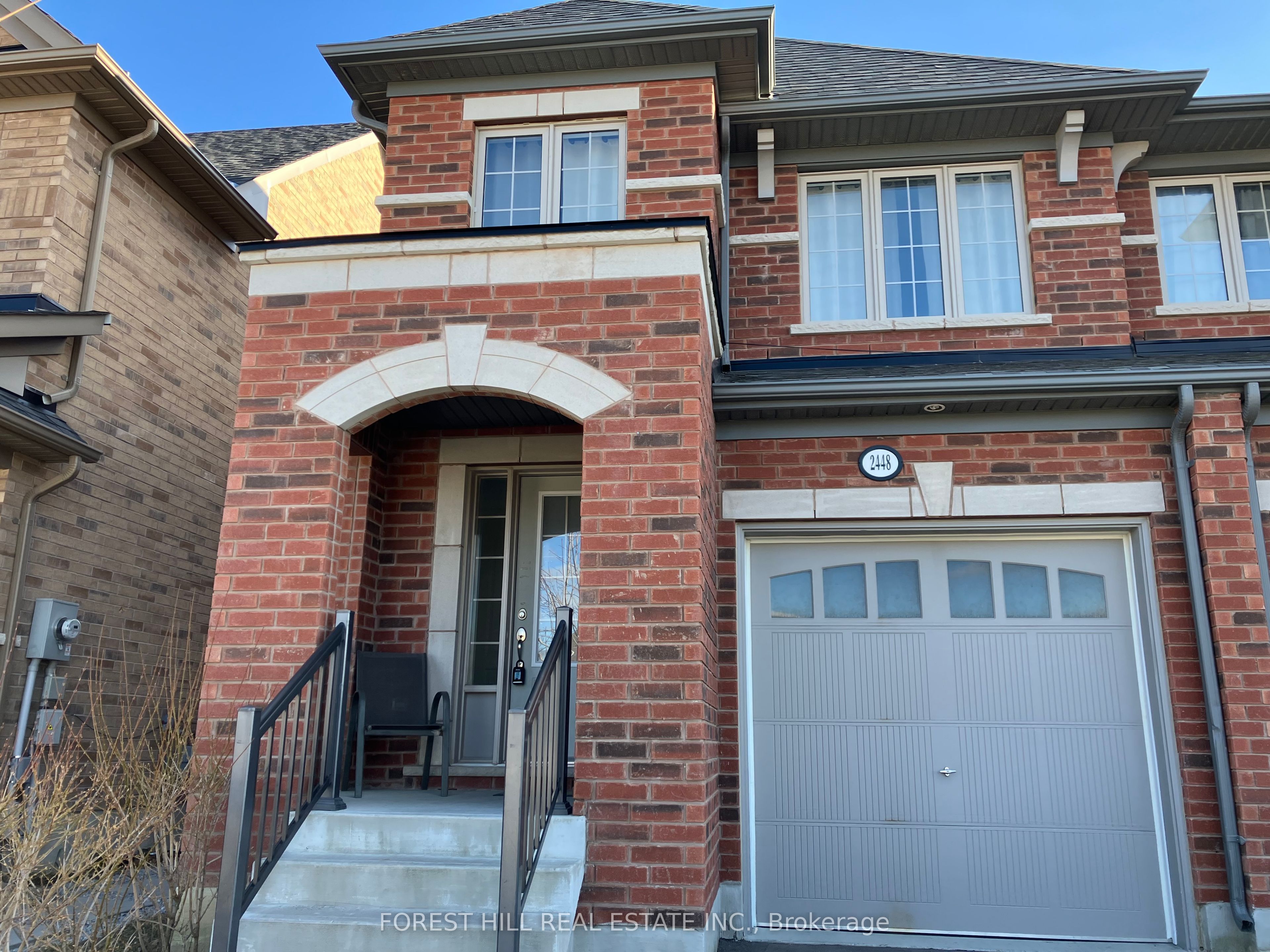 2448 Equestrian Crescent, Oshawa, On L1h 7k4