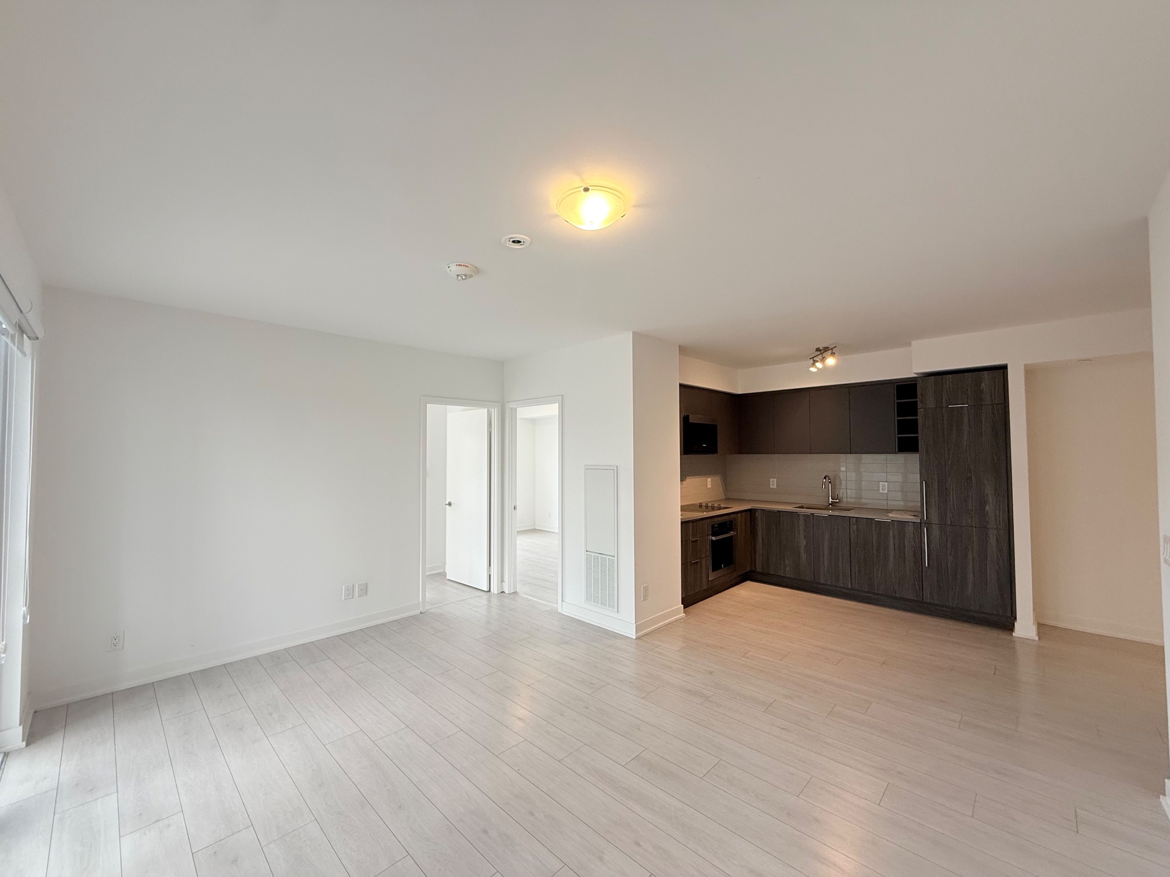 2033 Kennedy Road 321, Toronto, On M1t 0b8