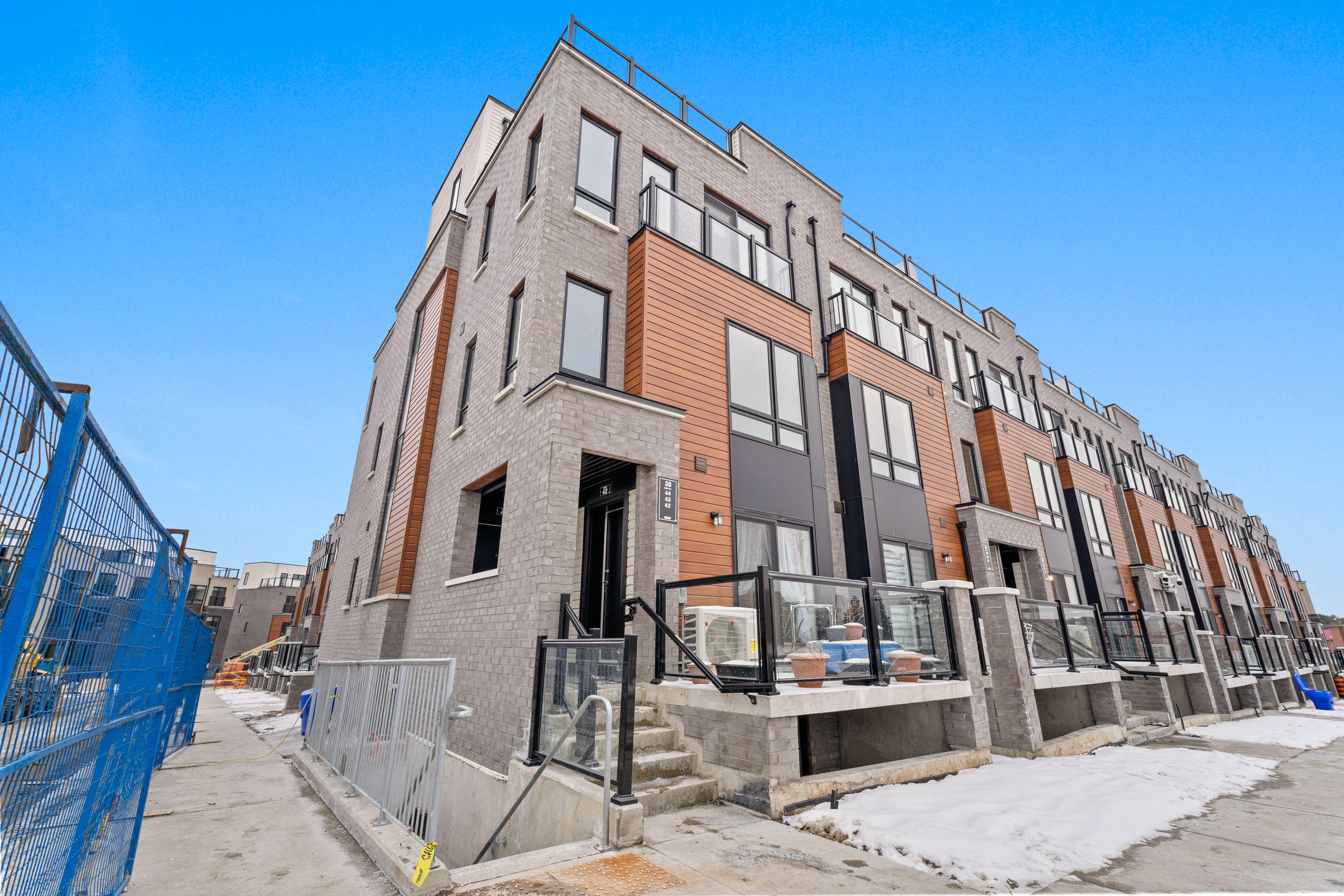30 Liben Way 43, Toronto, On M1b 0e8