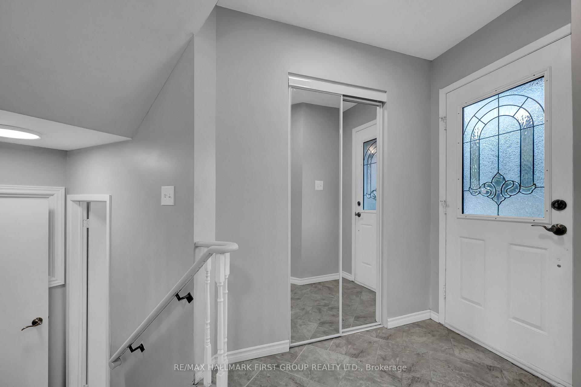 15 Millington Crescent, Ajax, On L1t 1r1