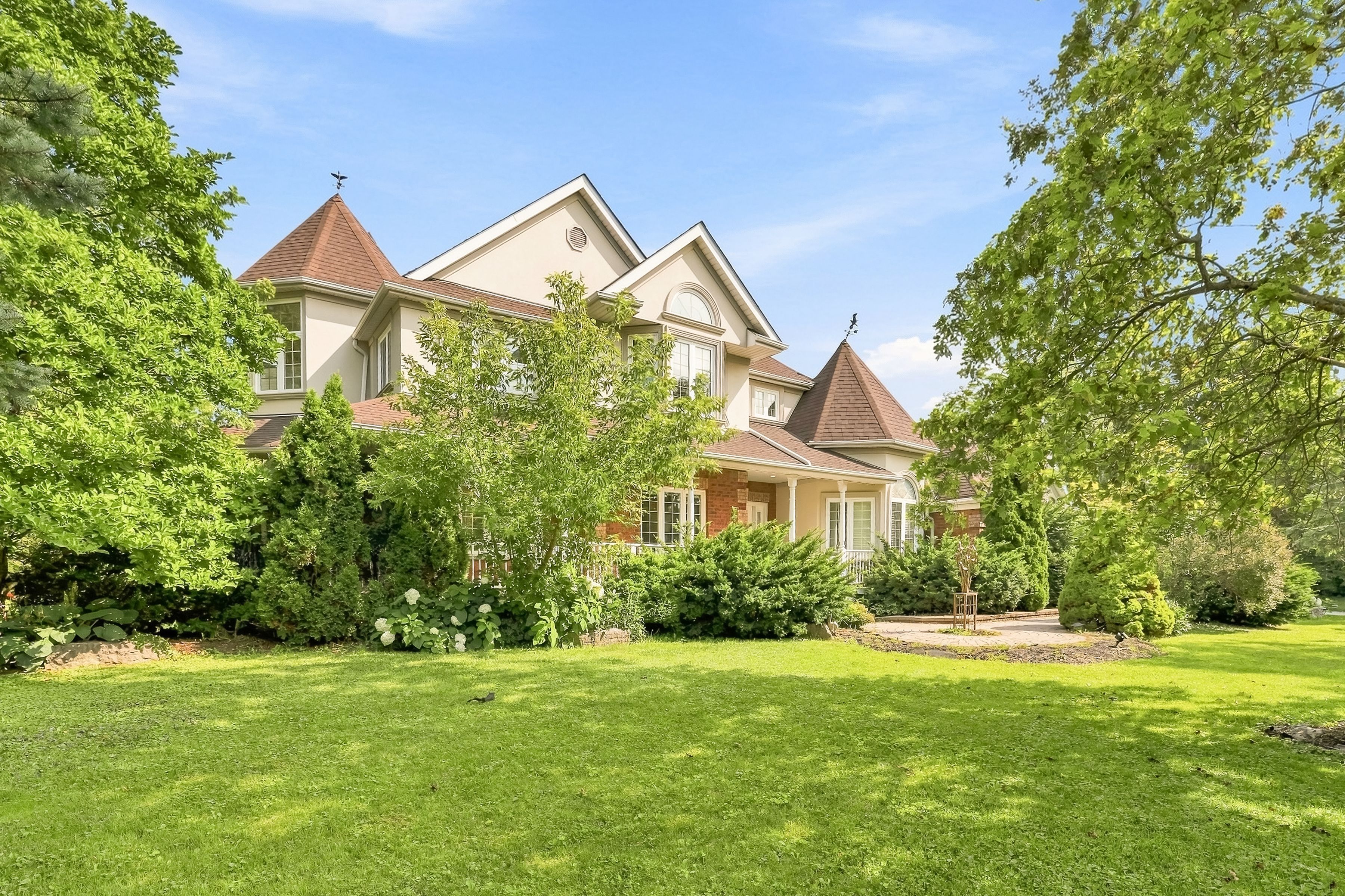 2 Wilson House Drive, Whitby, On L0b 1a0