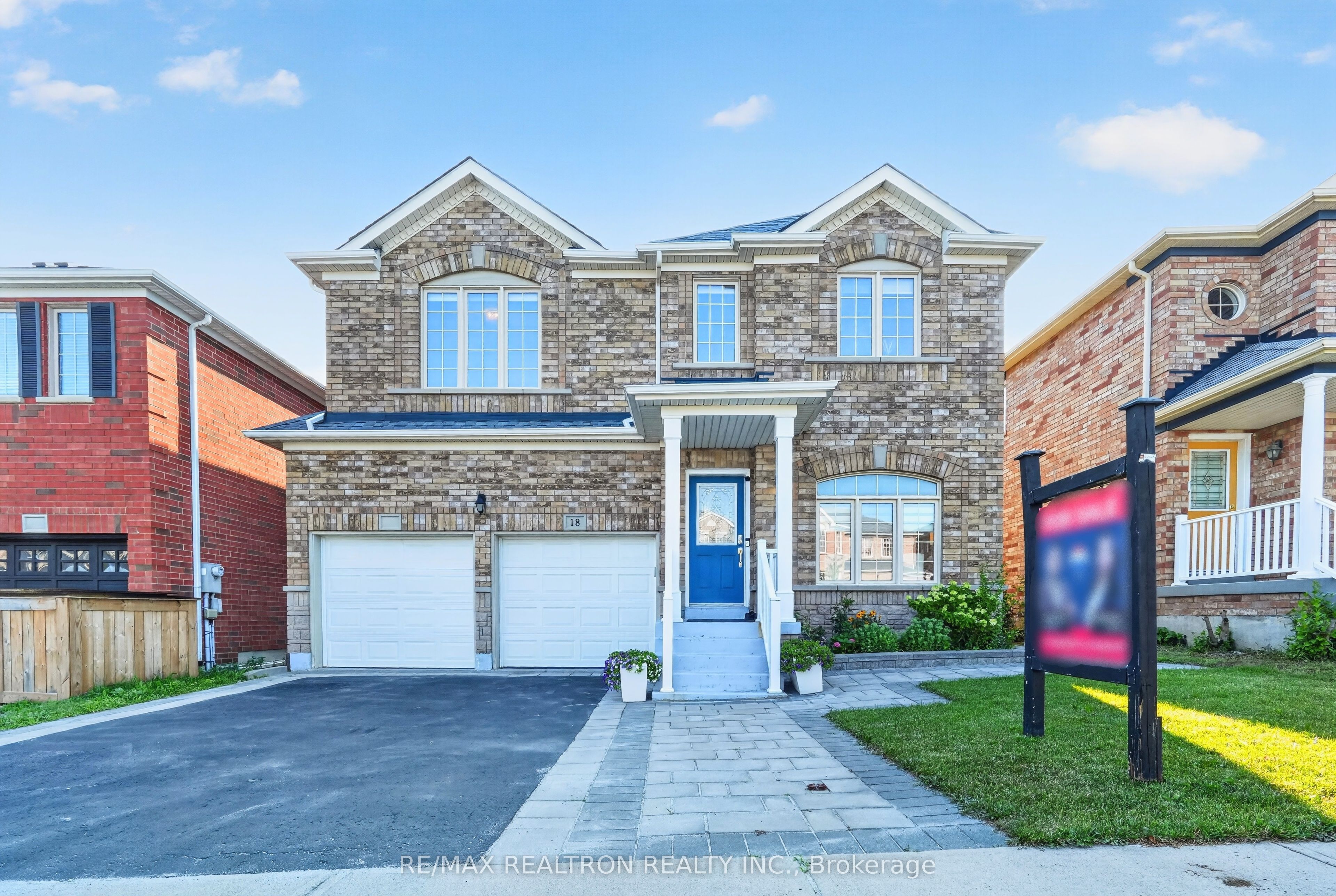 18 Carter-Bennett Drive, Ajax, On L1t 4n5