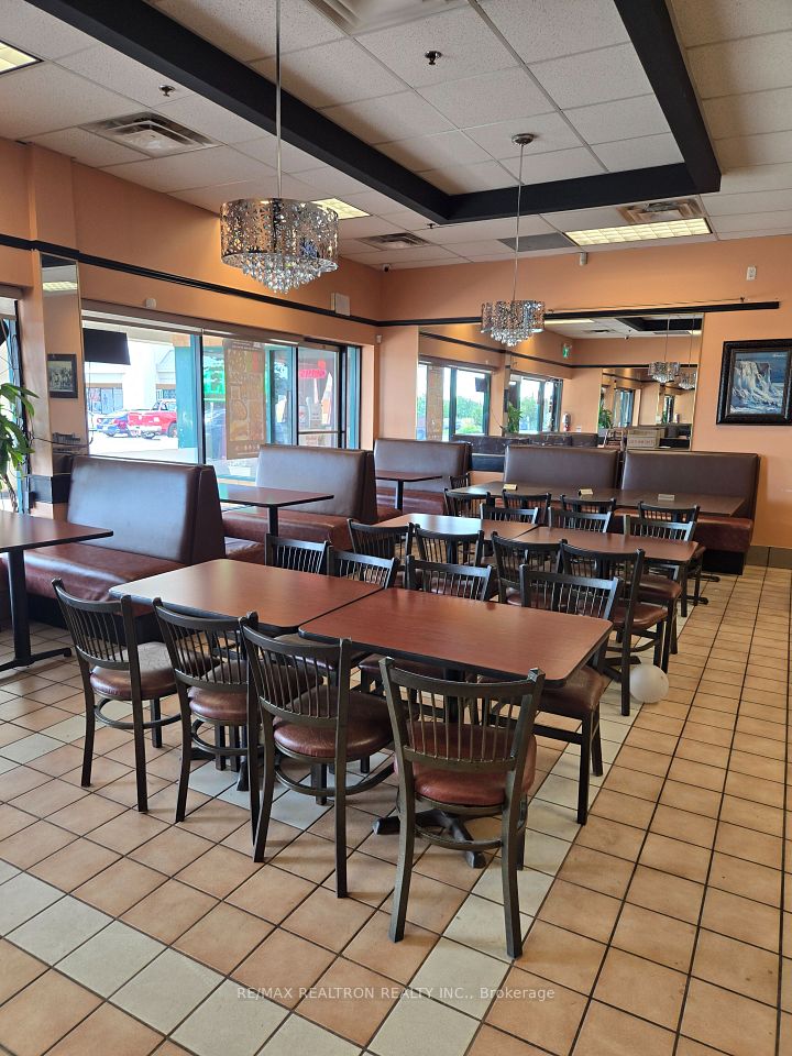 475 Westney Road 8, Ajax, On L1t 3h4