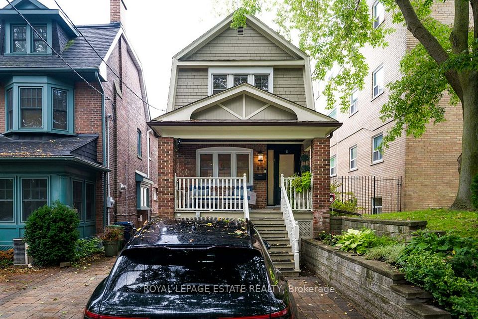 80 Elmer Avenue, Toronto, On M4l 3r7