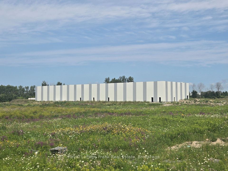 540 Lake Road B, Clarington, On L1c 4p8