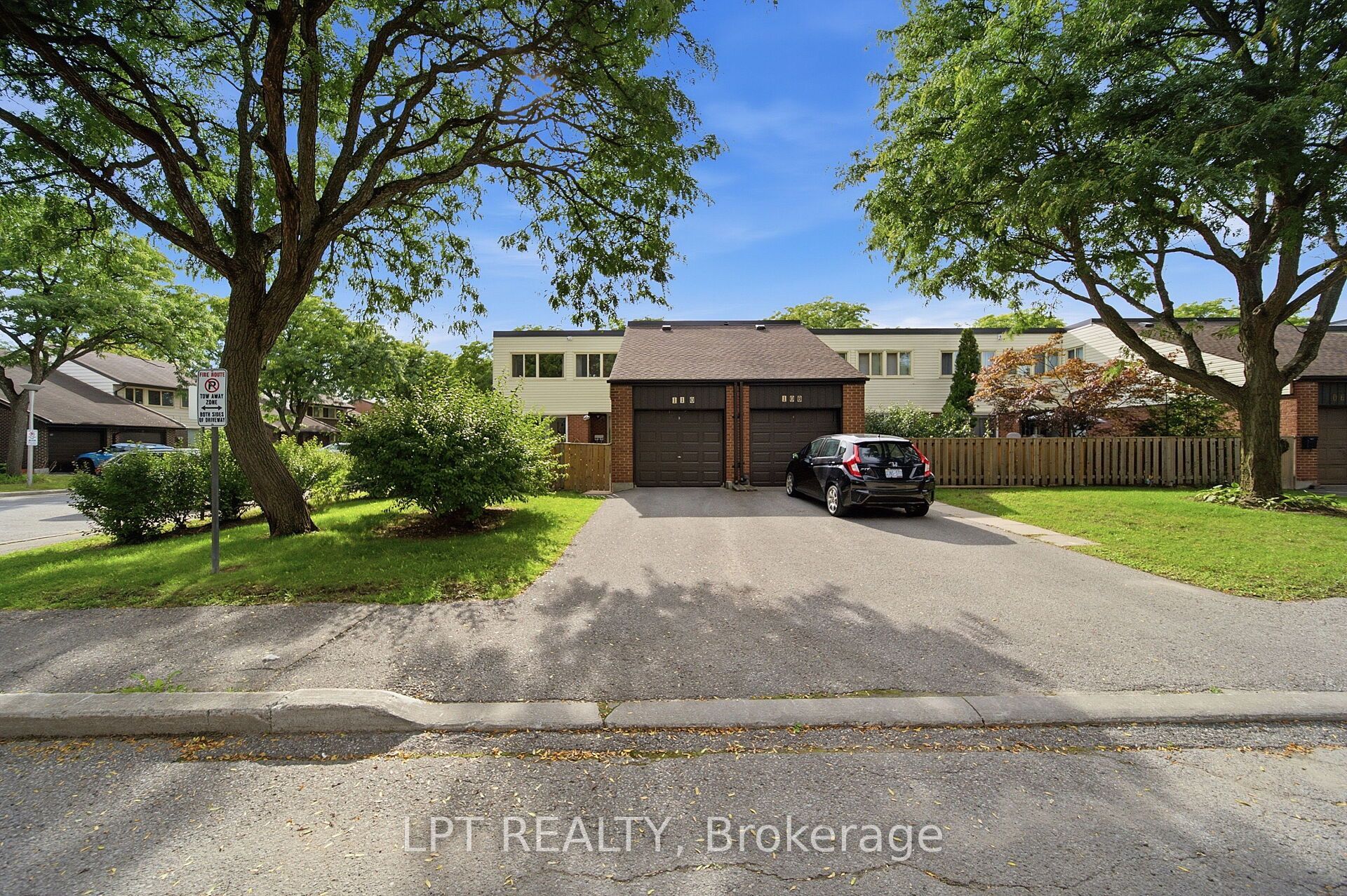 155 Glovers Road 110, Oshawa, On L1g 7a4