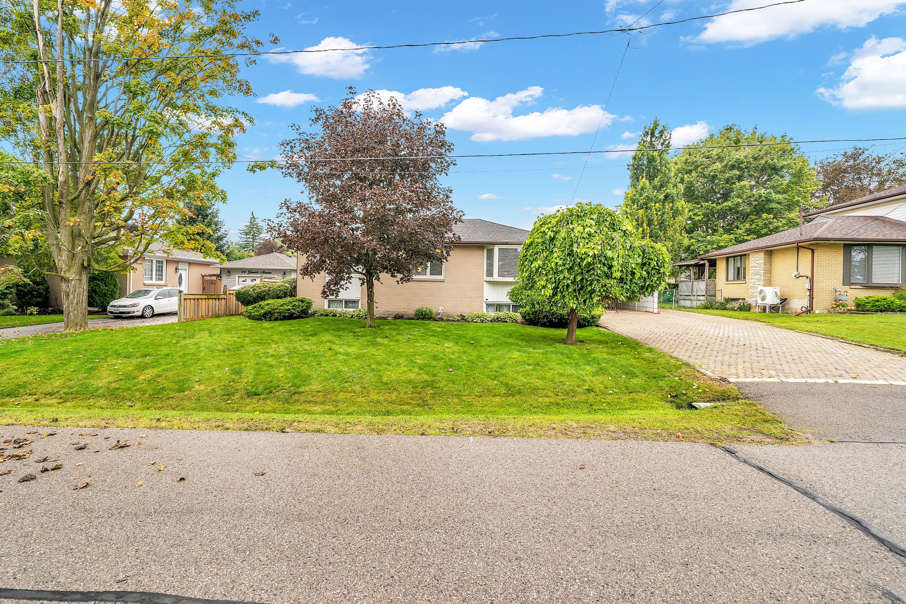 48 Garside Avenue, Whitby, On L1m 1a7