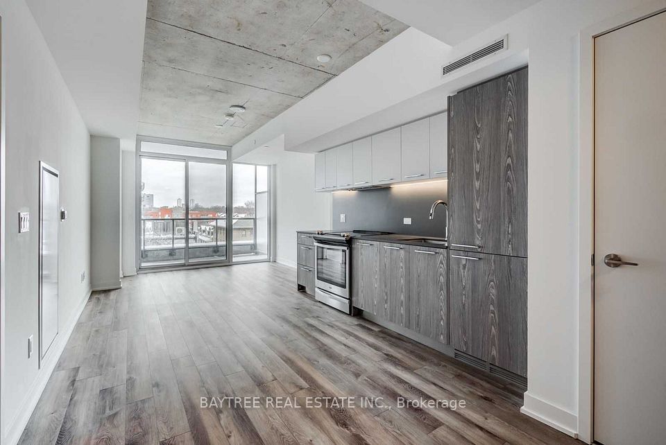 30 Baseball Place 322, Toronto, On M4m 0e8