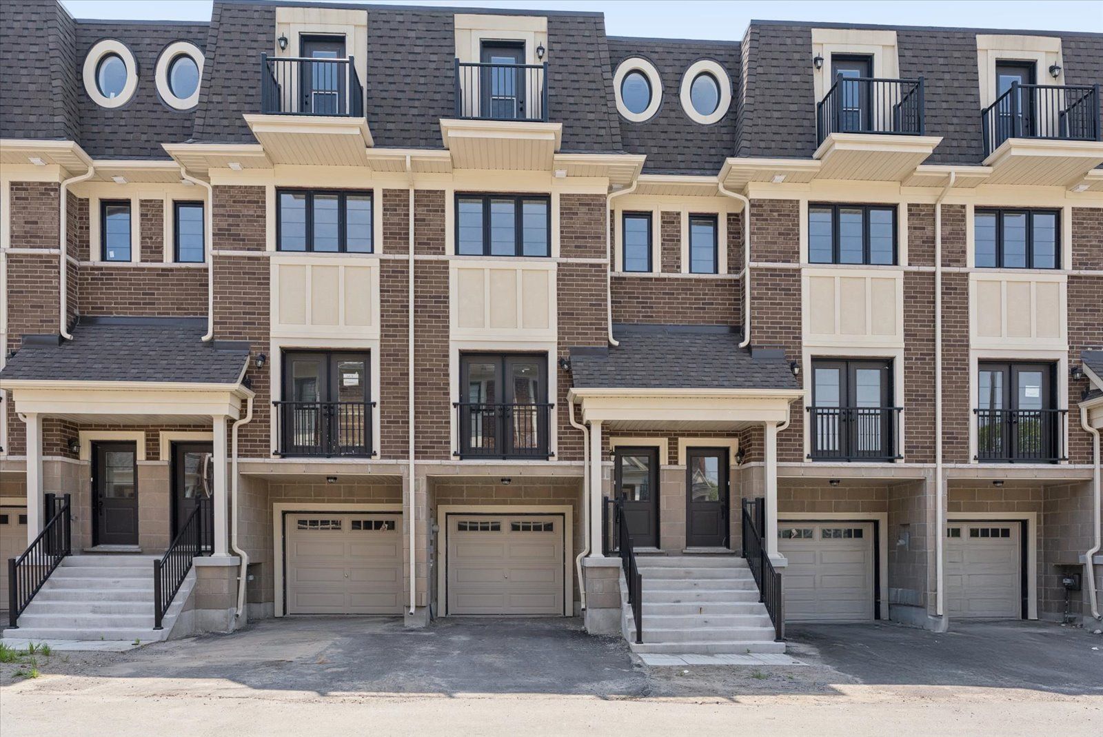 19 Marret Lane, Clarington, On L1b 0x2