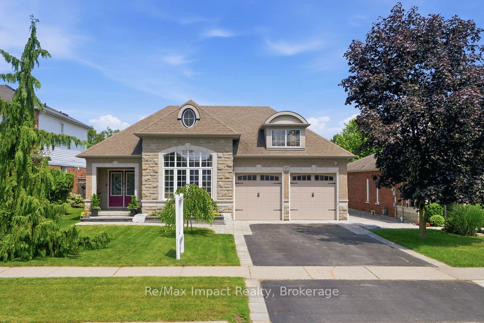 17 Bradshaw Street, Clarington, On L1c 2h4