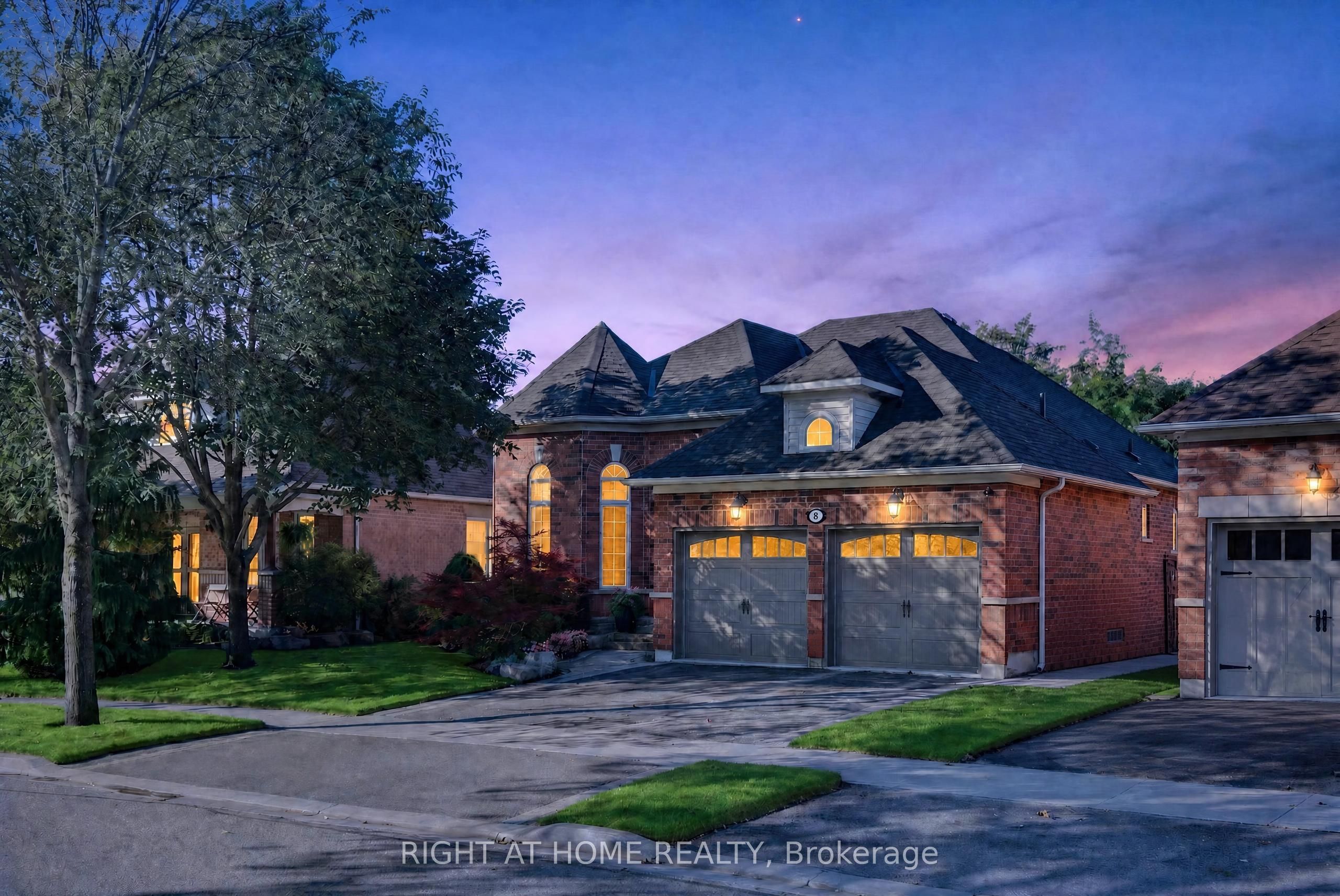 8 Branthaven Court, Whitby, On L1m 0b2