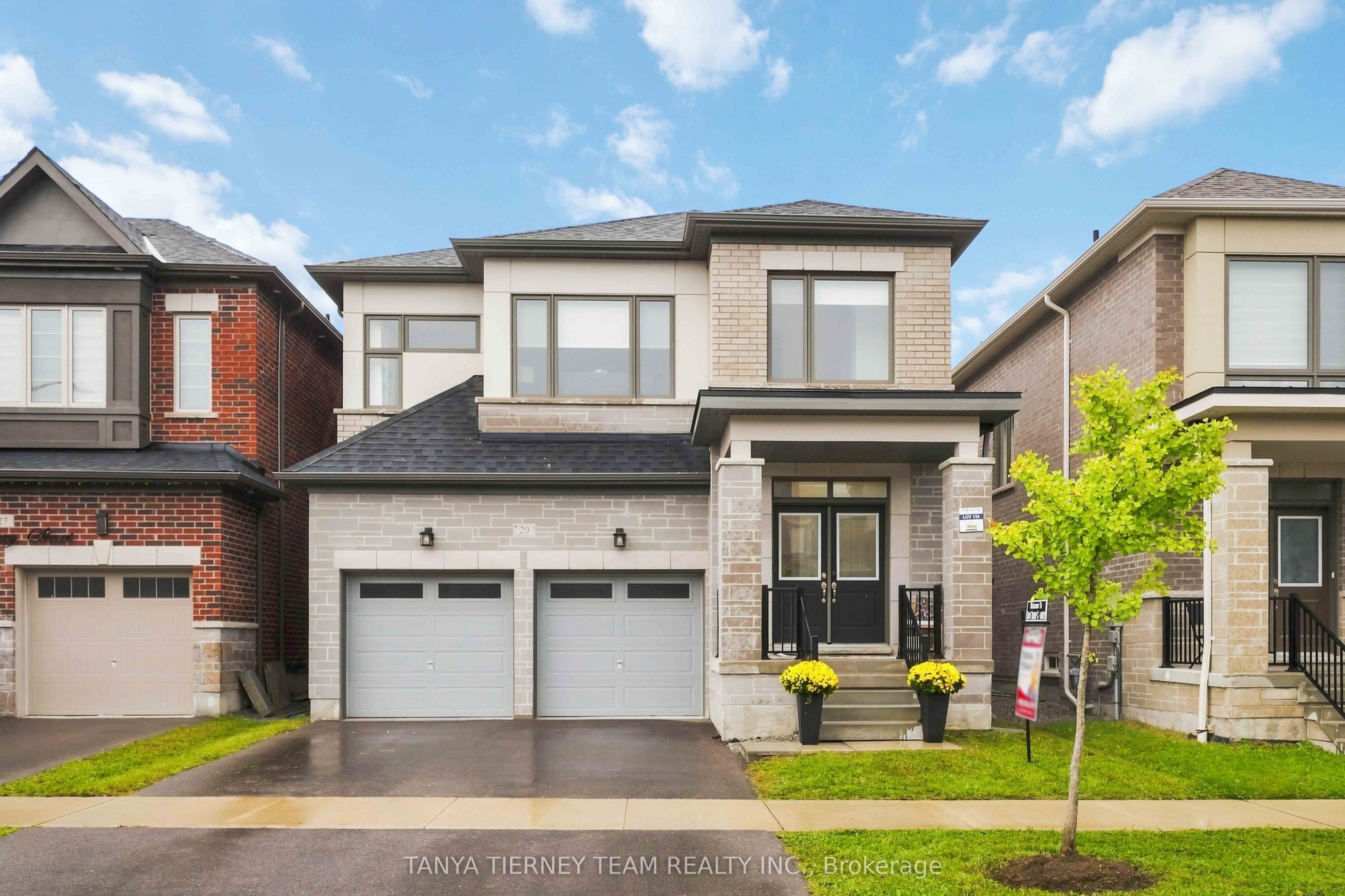 29 Vickery Street, Whitby, On L1p 0l2
