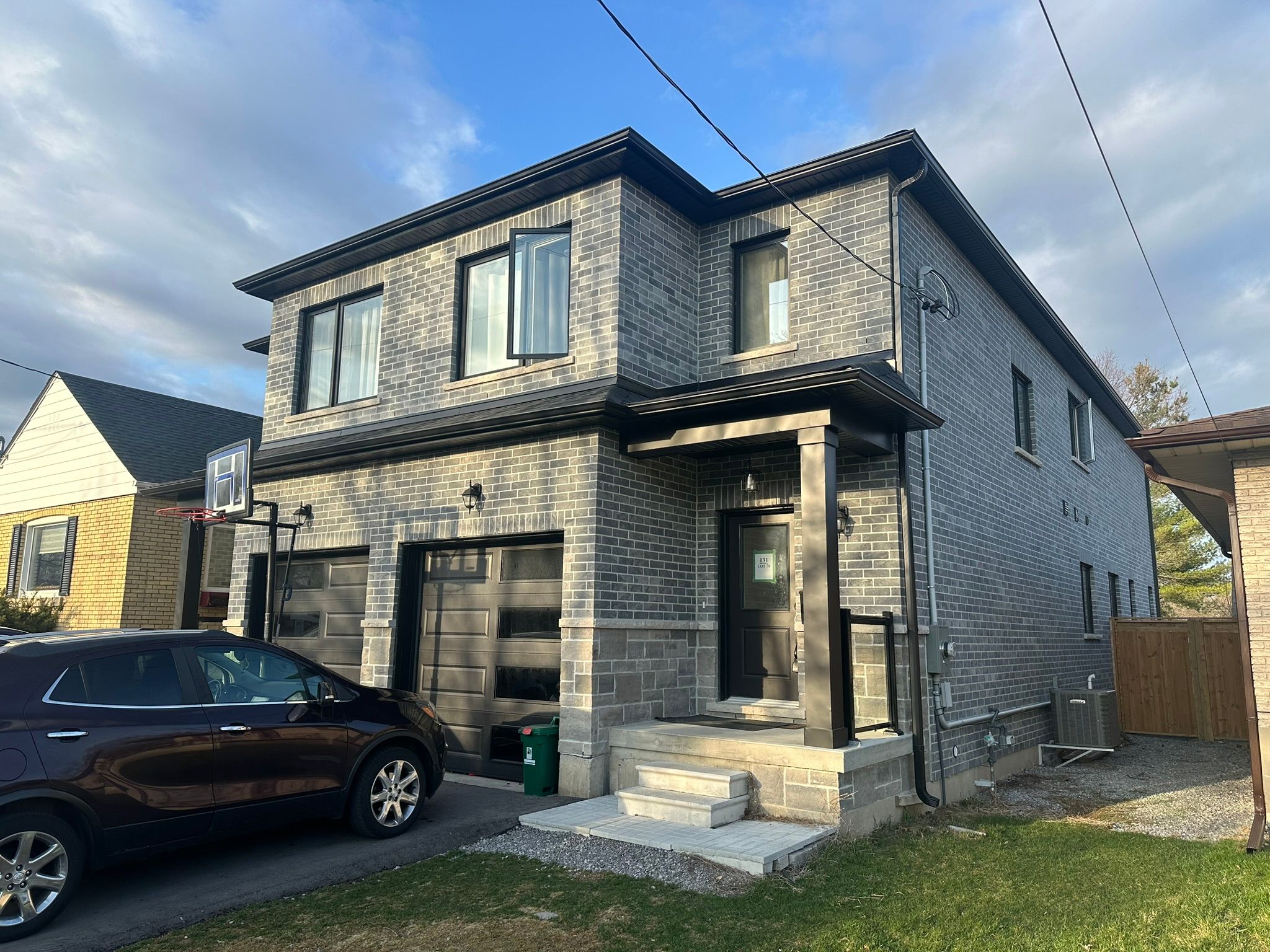 131 Guelph Street, Oshawa, On L1h 6h8