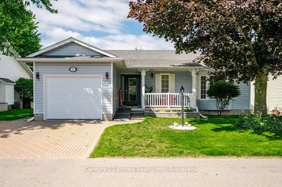 11 Algonquin Trail, Clarington, On L1b 1a1