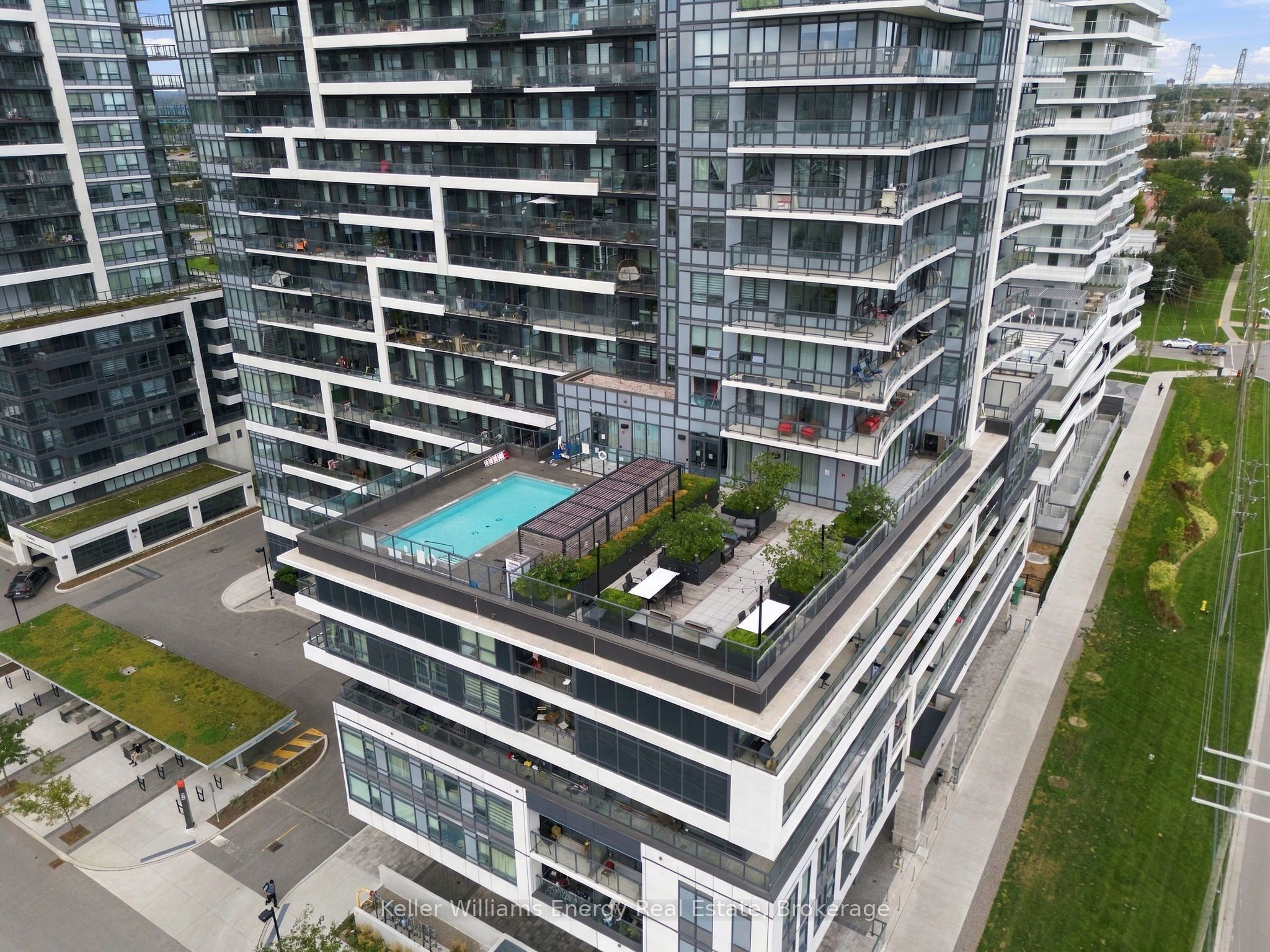 1480 Bayly Street 317, Pickering, On L1w 0c2