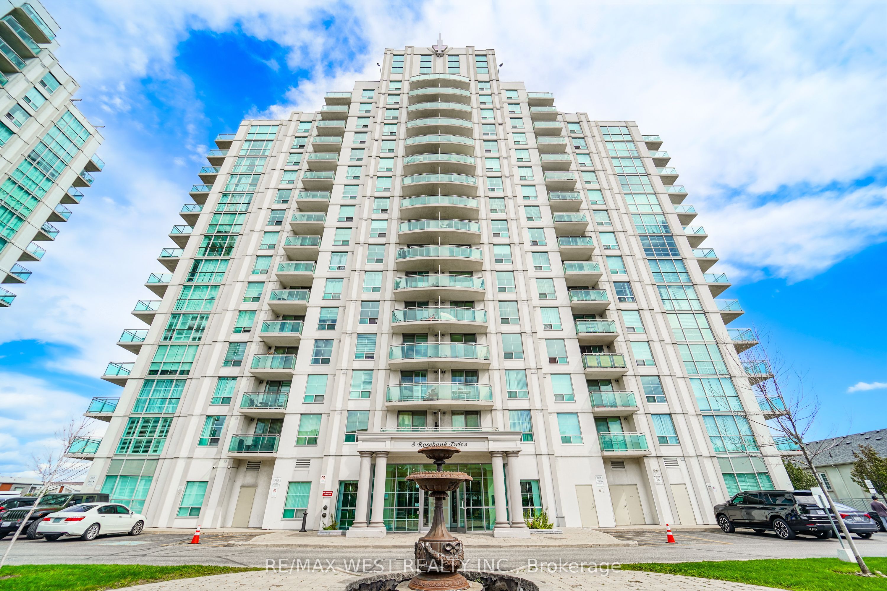 8 Rosebank Drive 15g, Toronto, On M1b 5z3