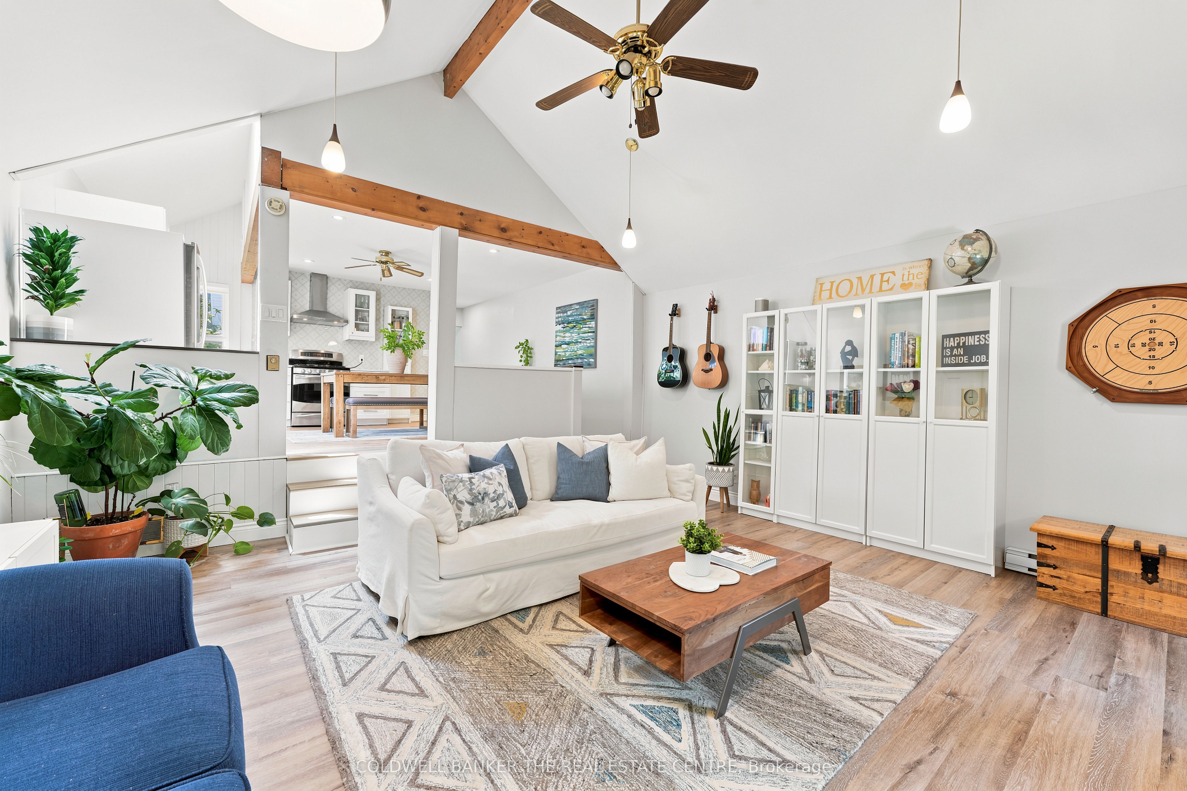 15 Presley Avenue, Toronto, On M1l 3p4