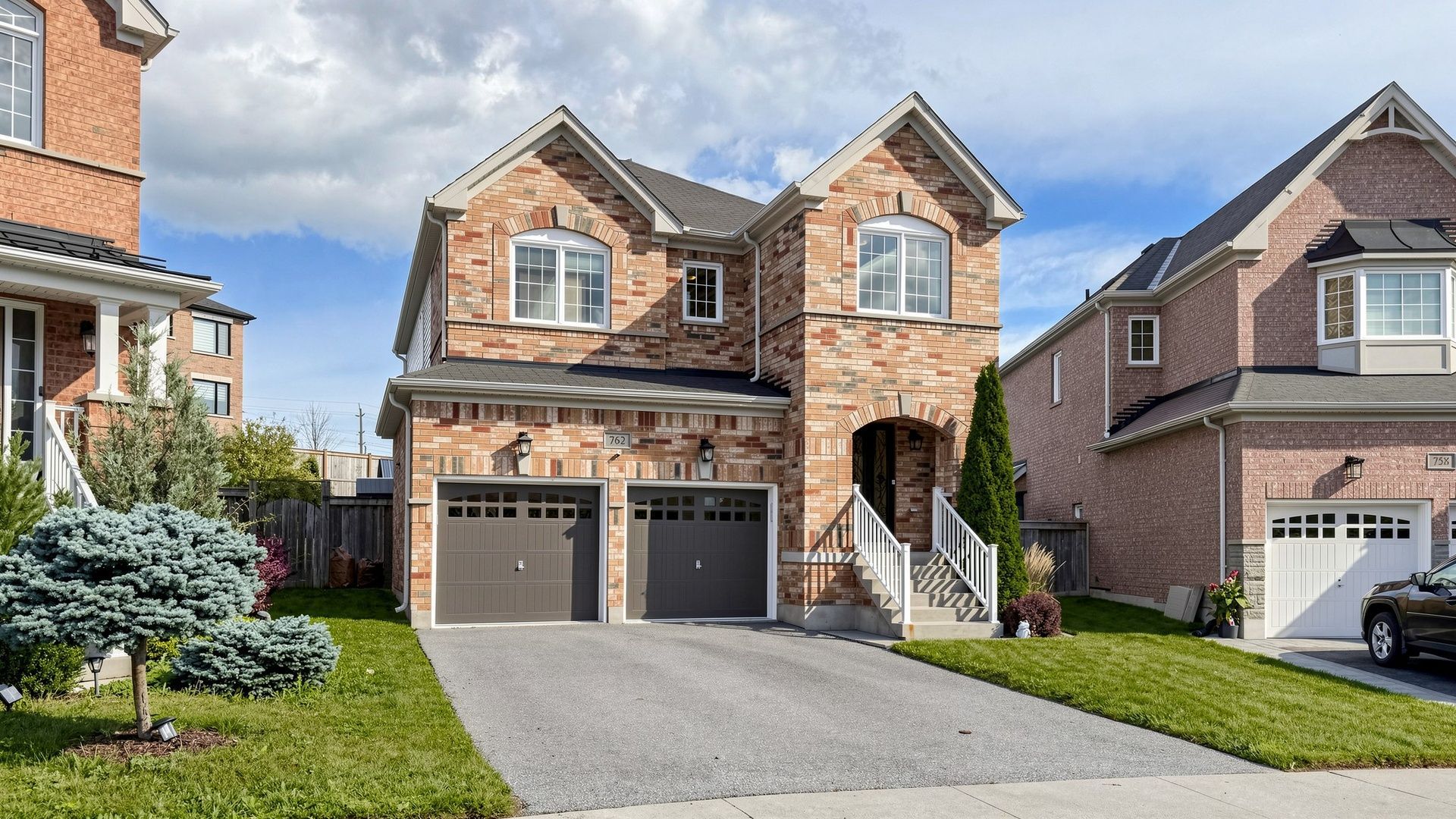 762 Mccue Drive, Oshawa, On L1k 0r1