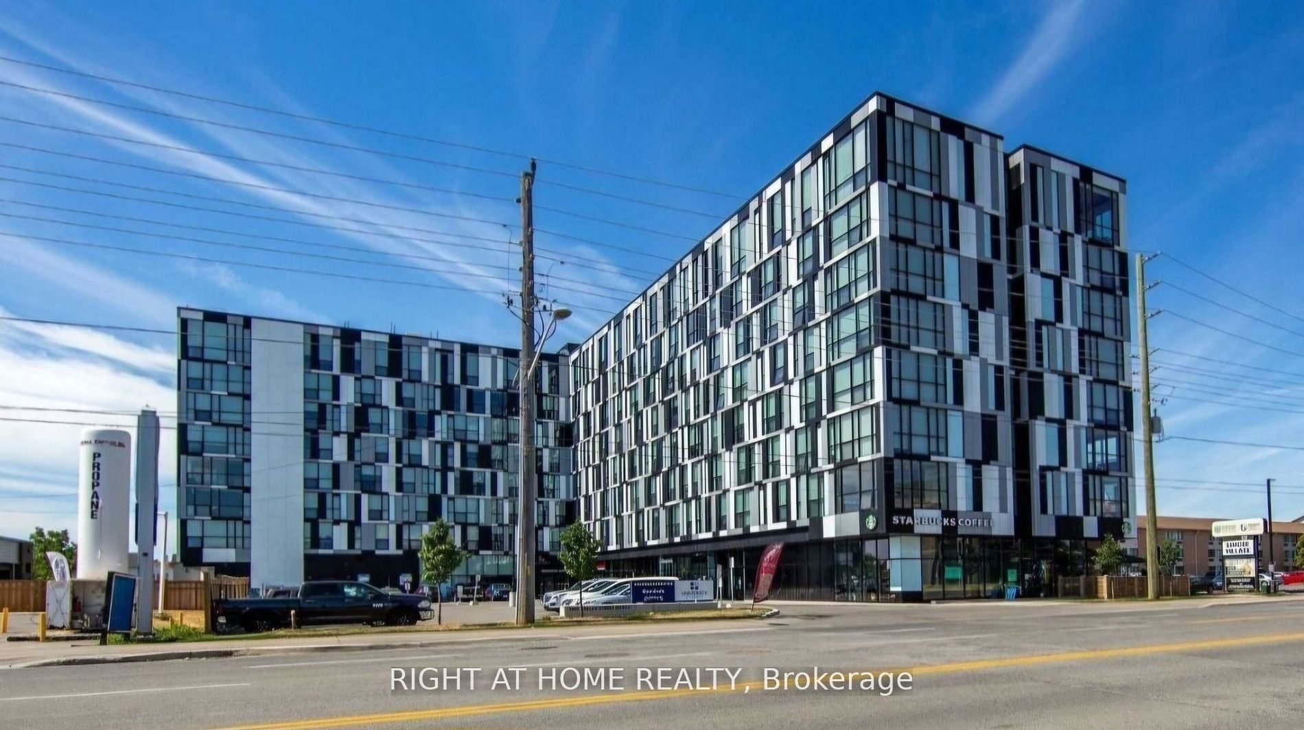 1900 Simcoe Street N 816, Oshawa, On L1g 4y3
