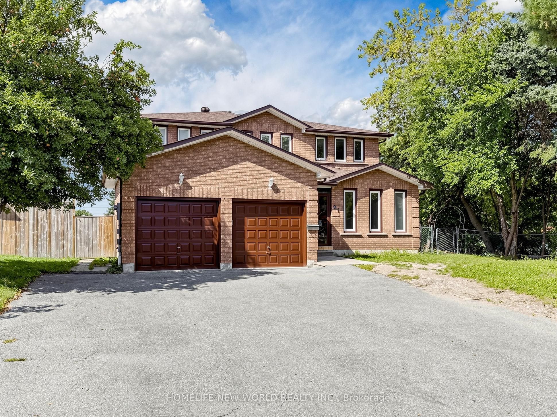 21 Lovekin Grove, Toronto, On M1t 3t5
