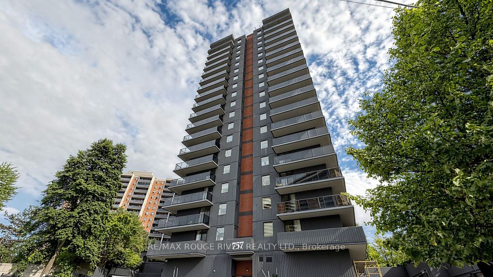 757 Victoria Park Avenue 206, Toronto, On M4c 5n8