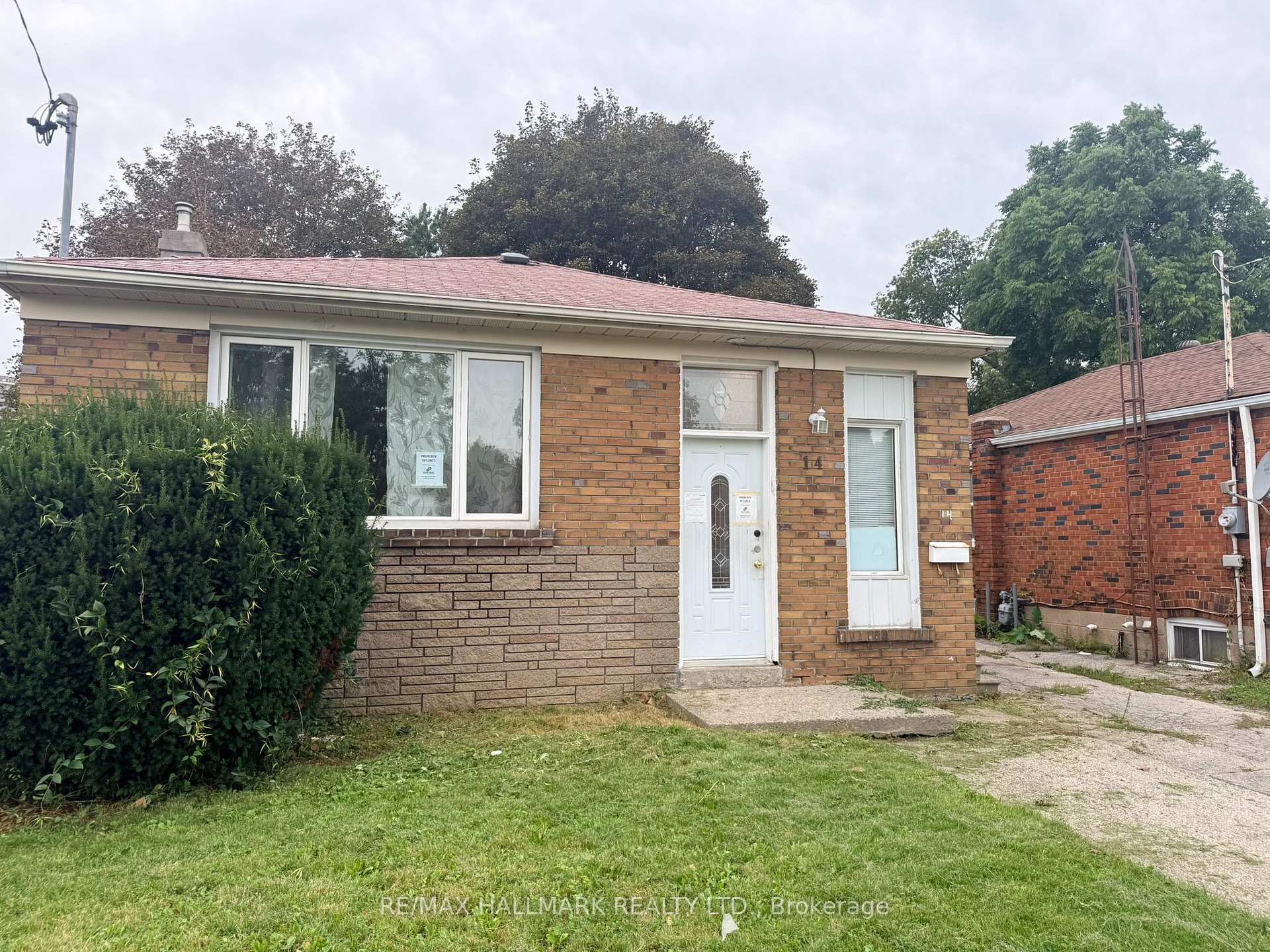 14 Lombardy Crescent, Toronto, On M1k 4n8