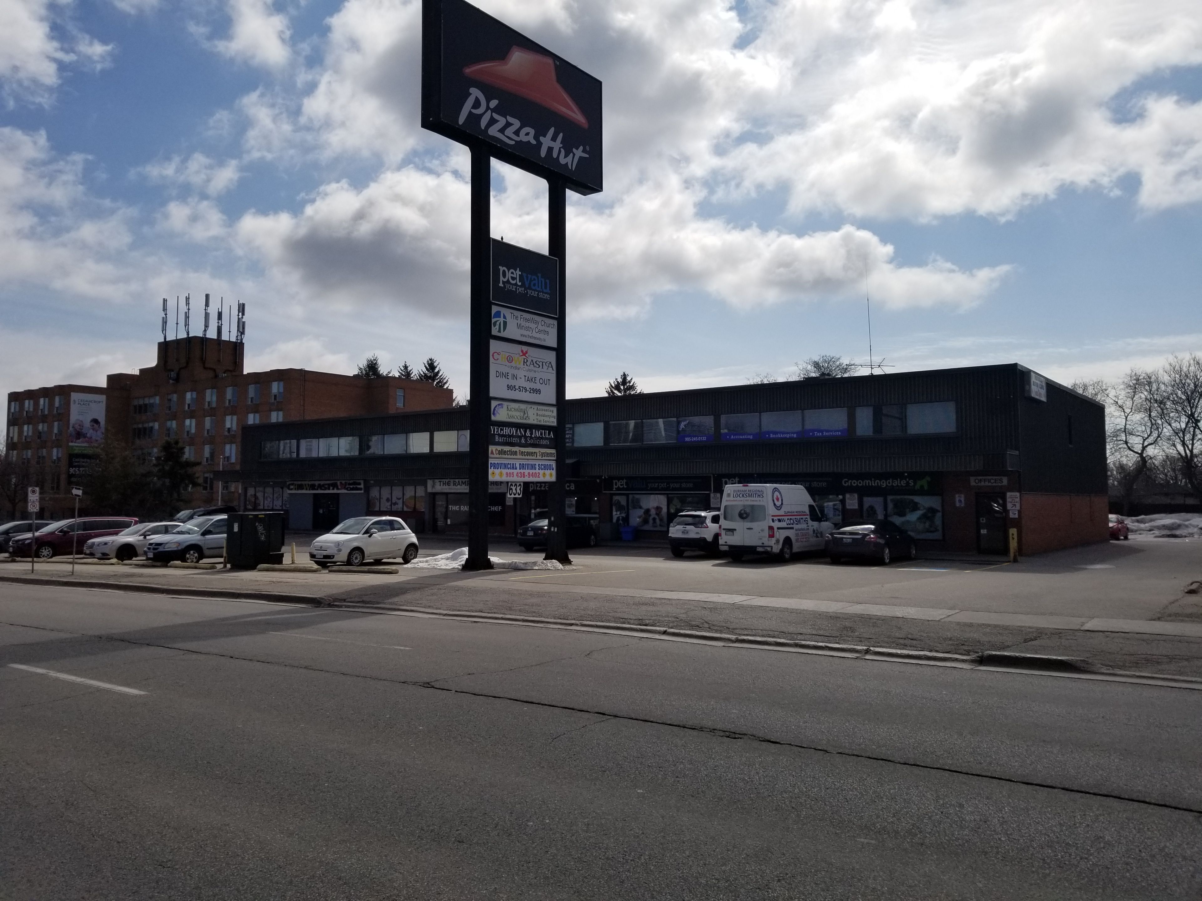 633 King Street E 202, Oshawa, On L1h 1g3