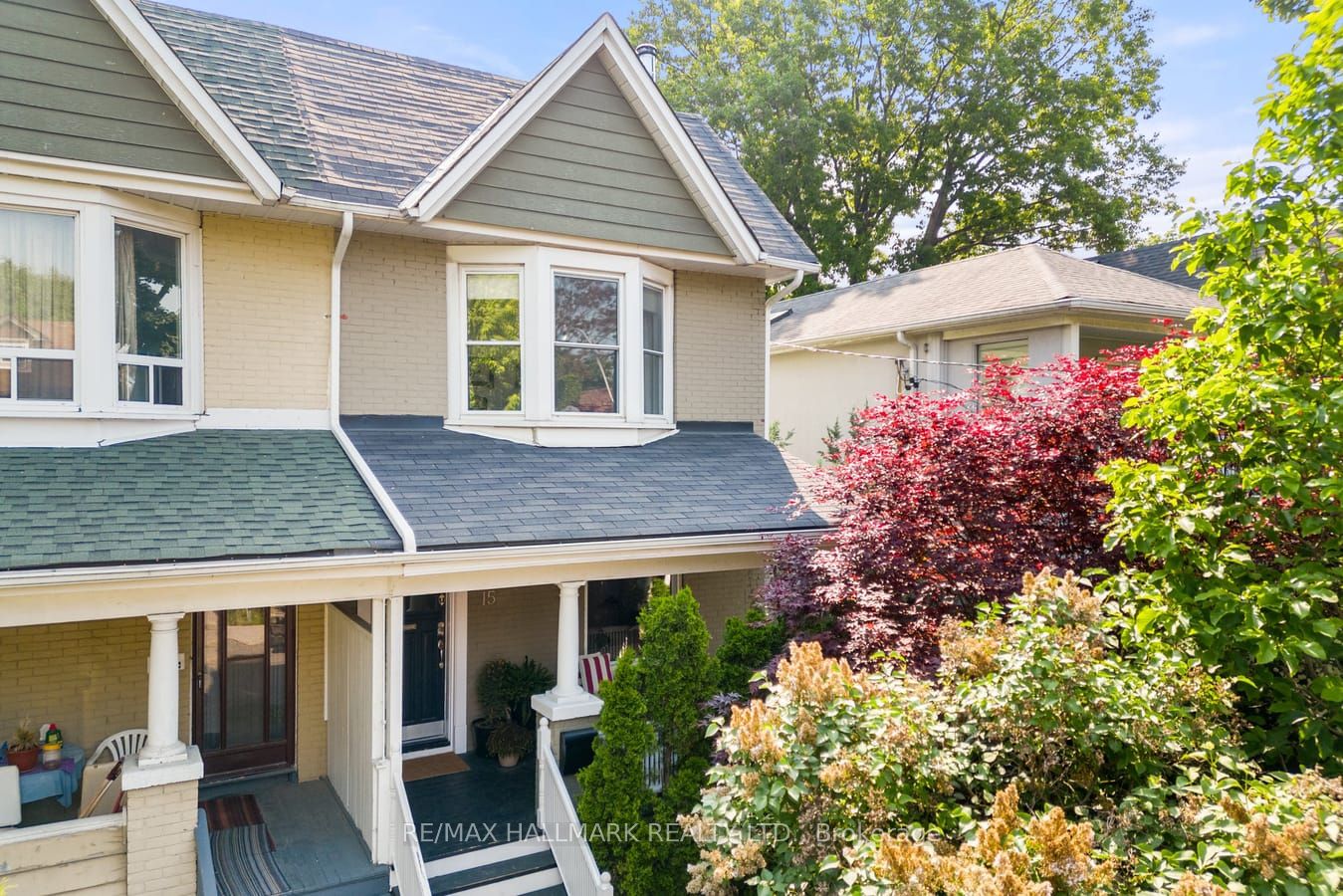 15 Redwood Avenue, Toronto, On M4l 2s5