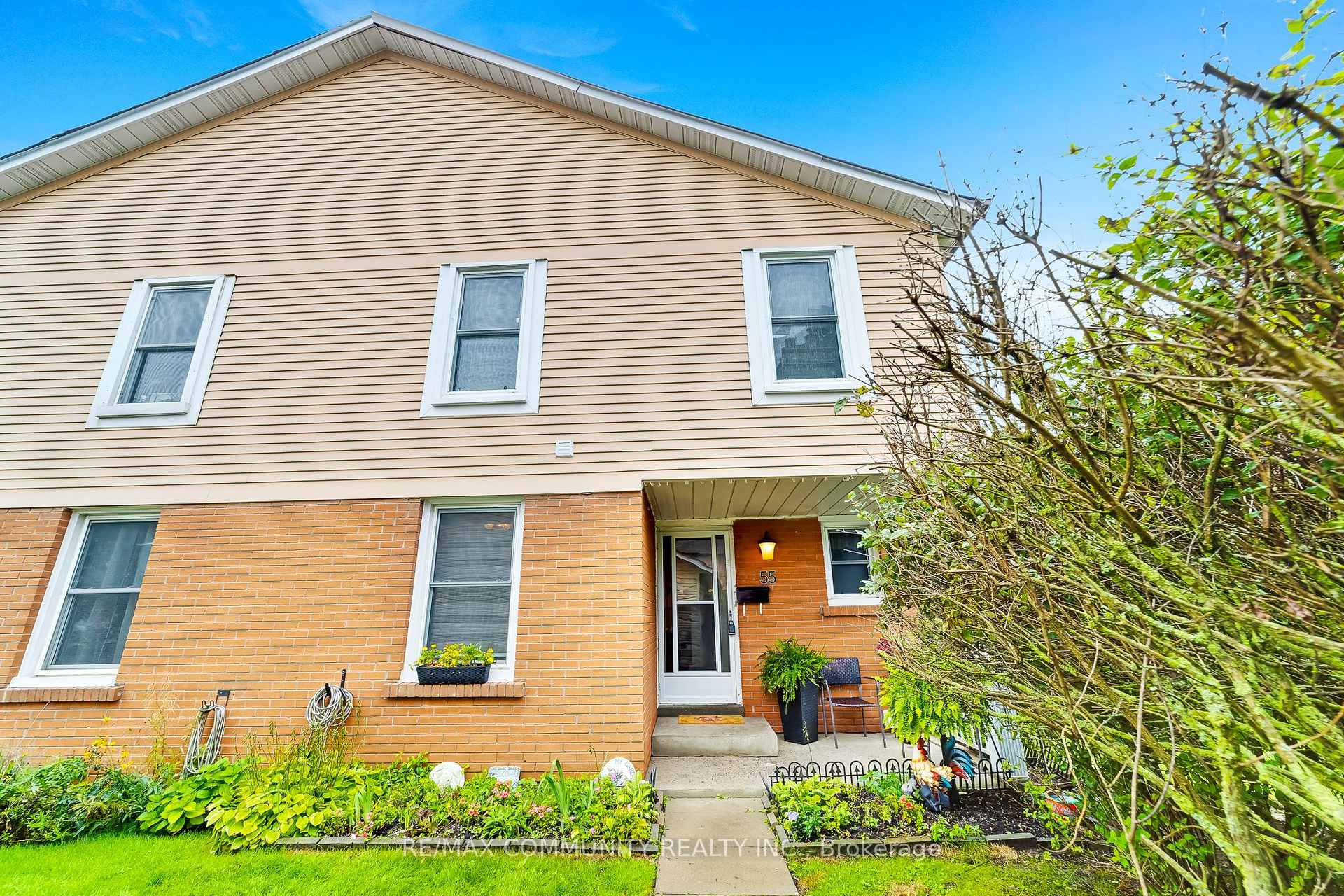 1055 Central Park Boulevard N 55, Oshawa, On L1g 7m4
