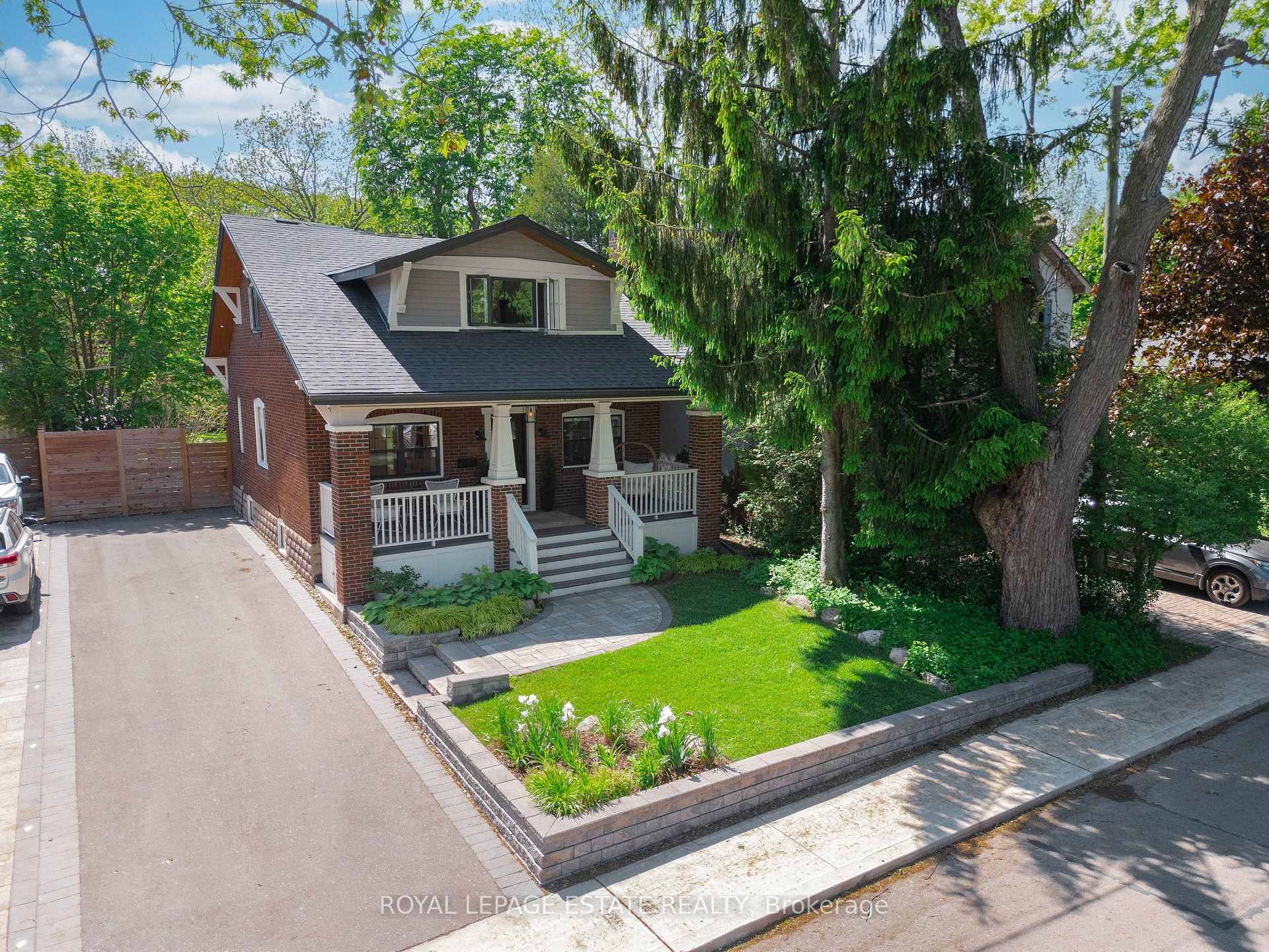 148 Scarboro Crescent, Toronto, On M1m 2j4