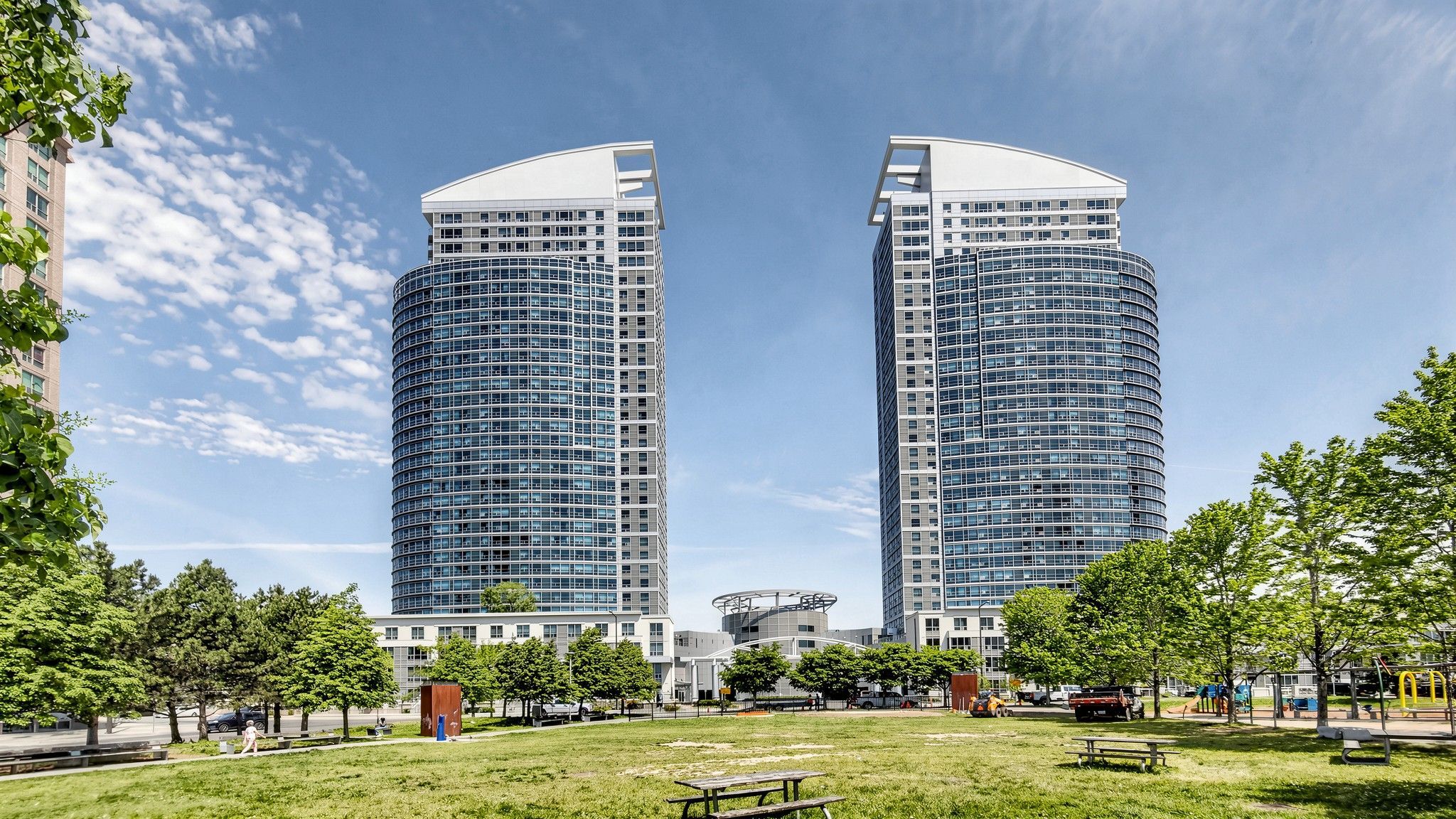 38 Lee Centre Drive 1809, Toronto, On M1h 3j7