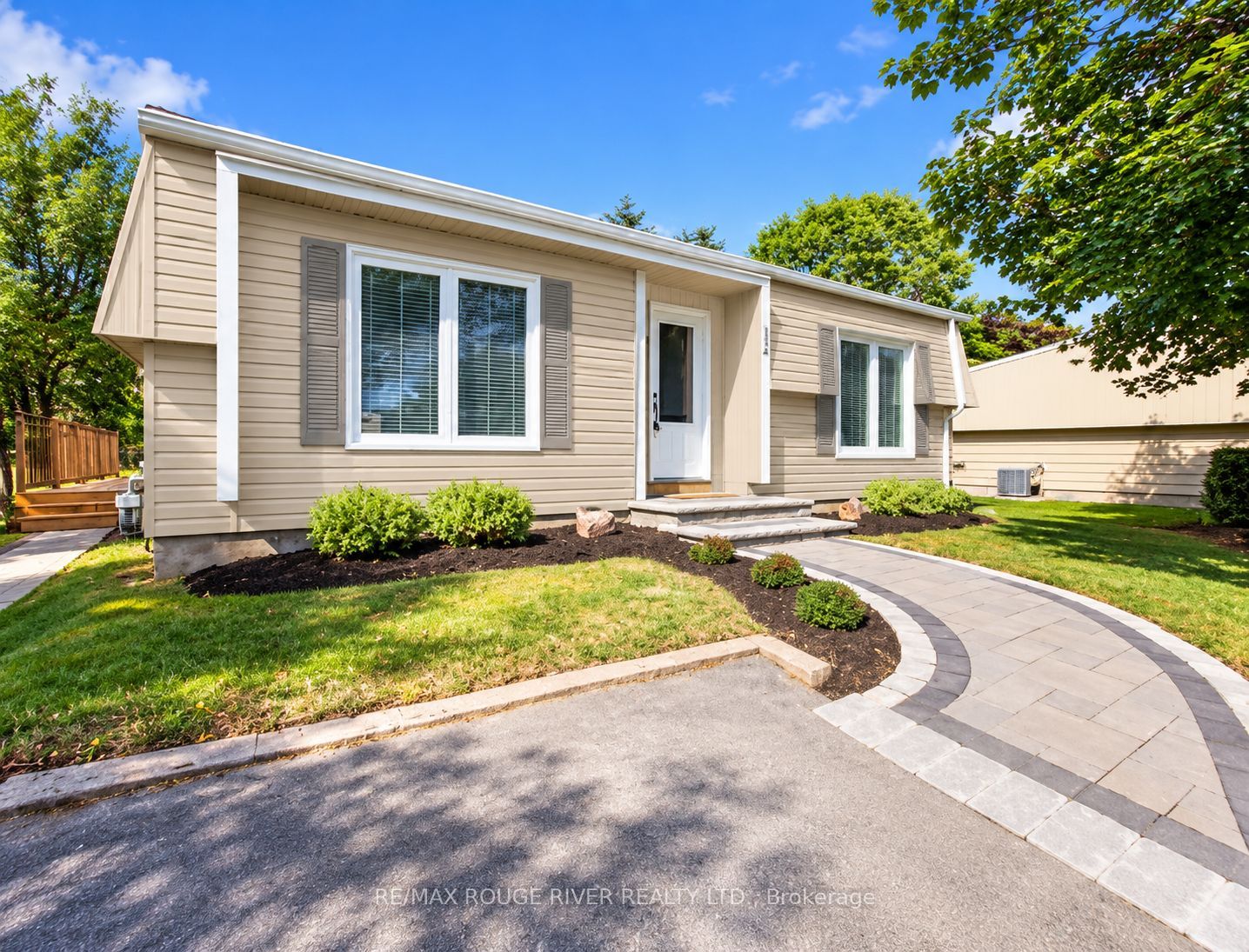 154 Wilmot Trail, Clarington, On L1b 1b9