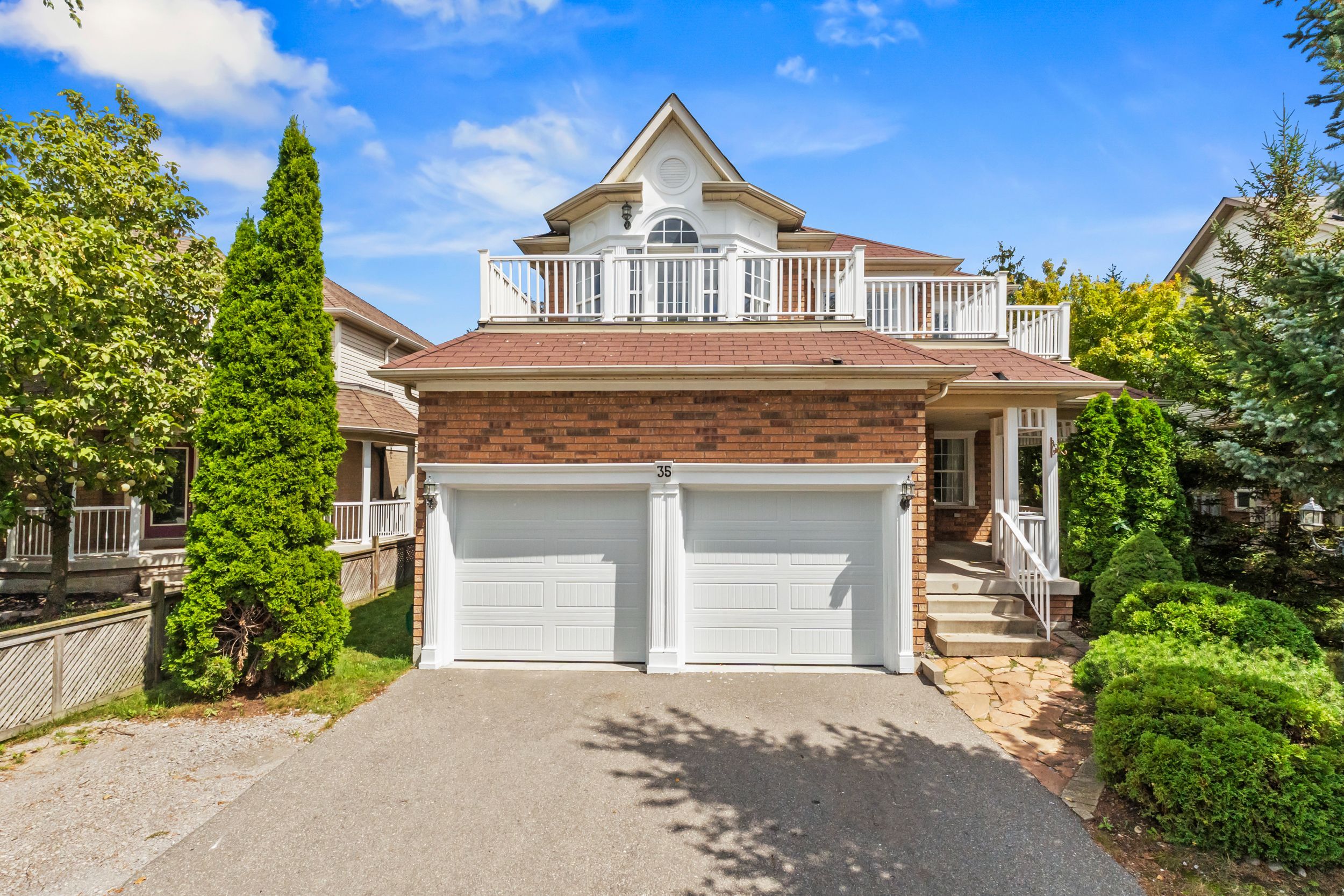 35 Virginia Drive, Whitby, On L1r 2x9