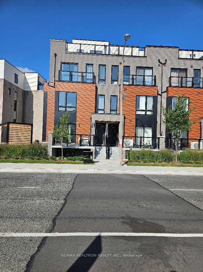 165 Tapscott Road 239, Toronto, On M1b 0e8