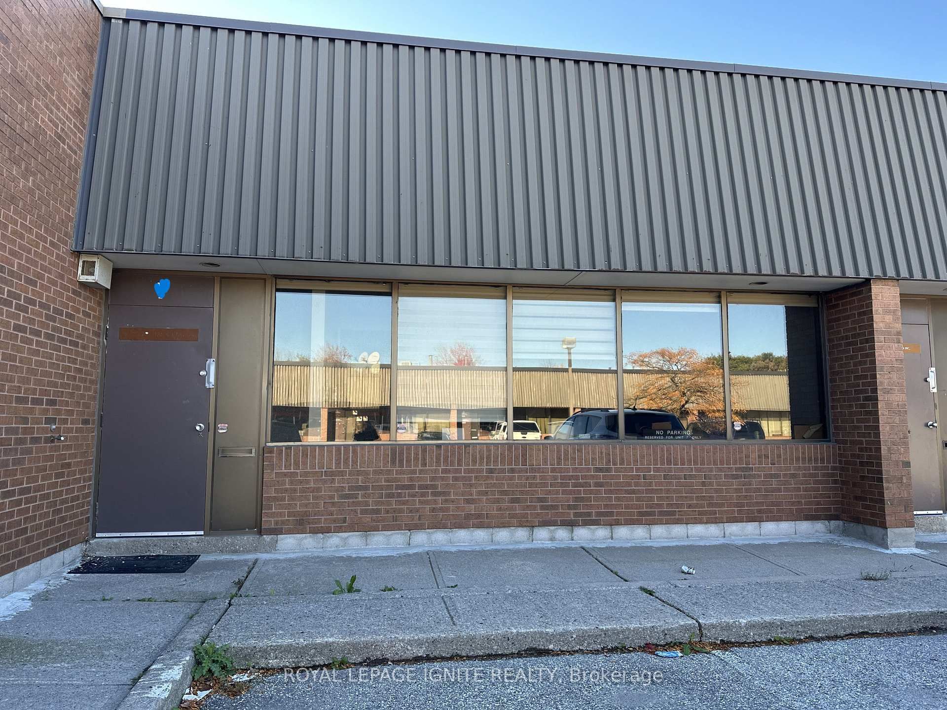 515 Milner Avenue 7, Toronto, On M1b 2k4