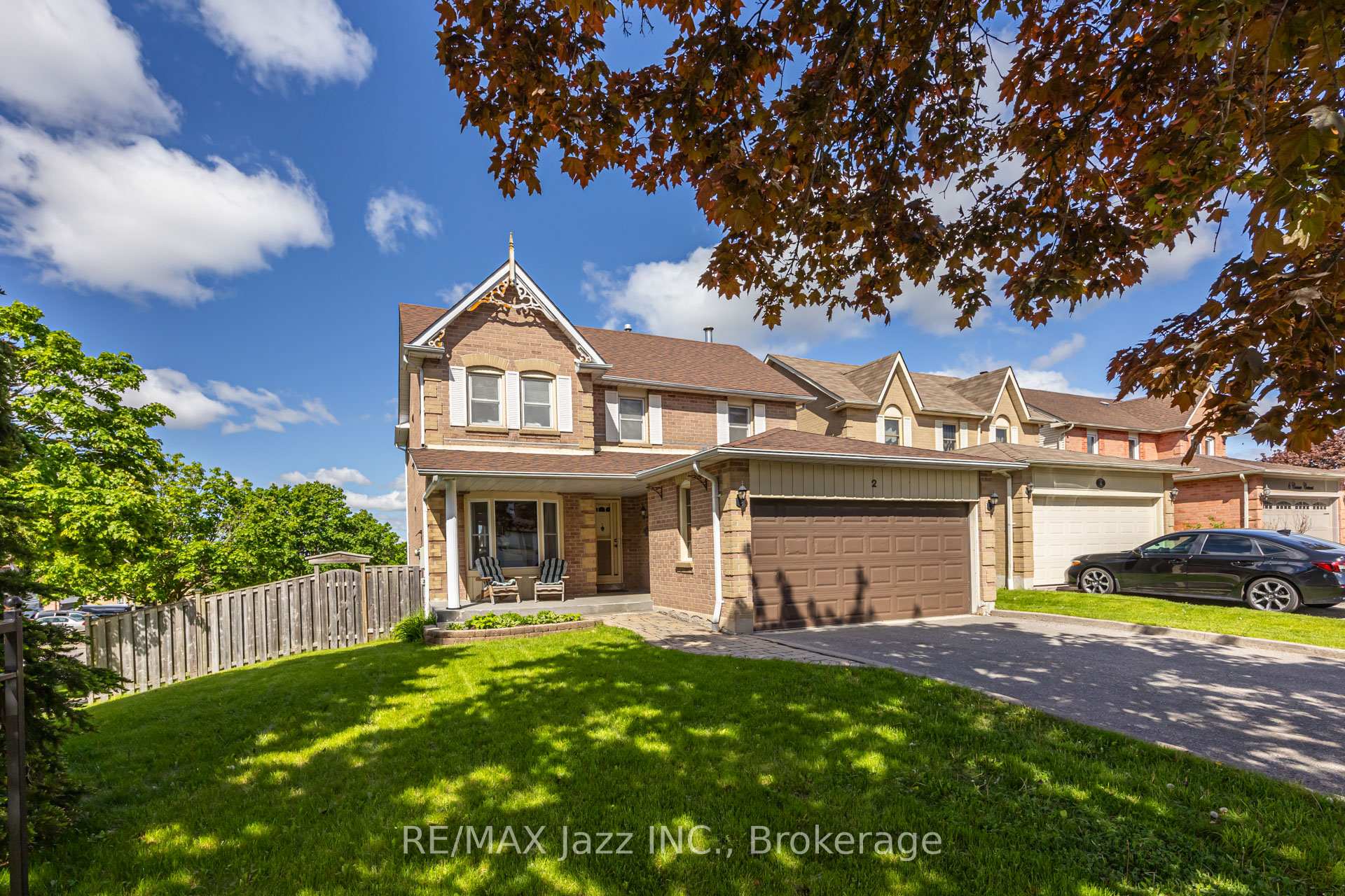 2 Coomer Crescent, Ajax, On L1t 3b6