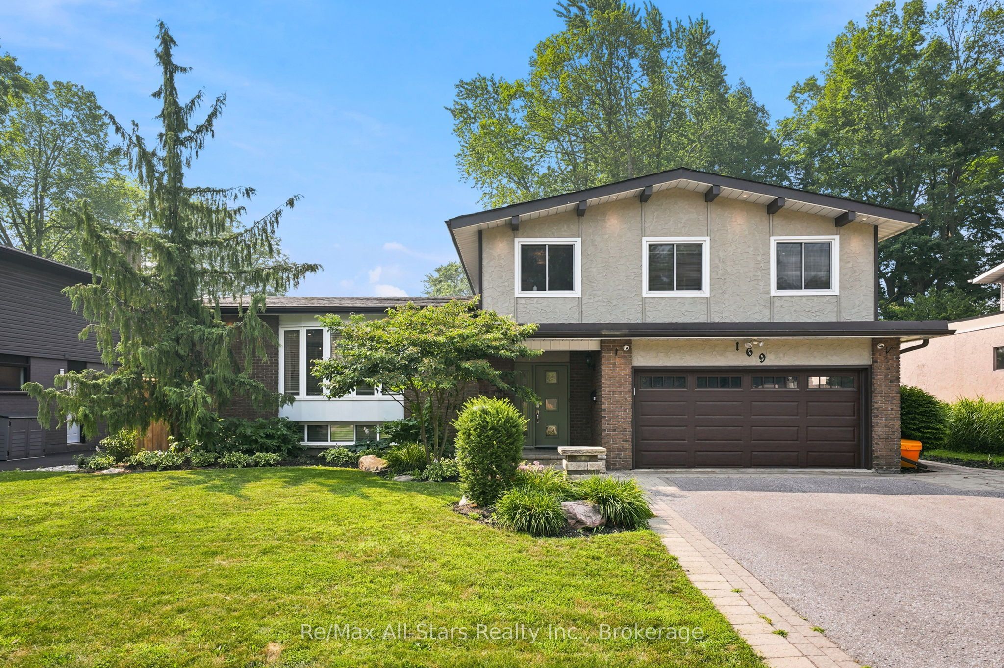 169 Marica Avenue, Oshawa, On L1g 3g9