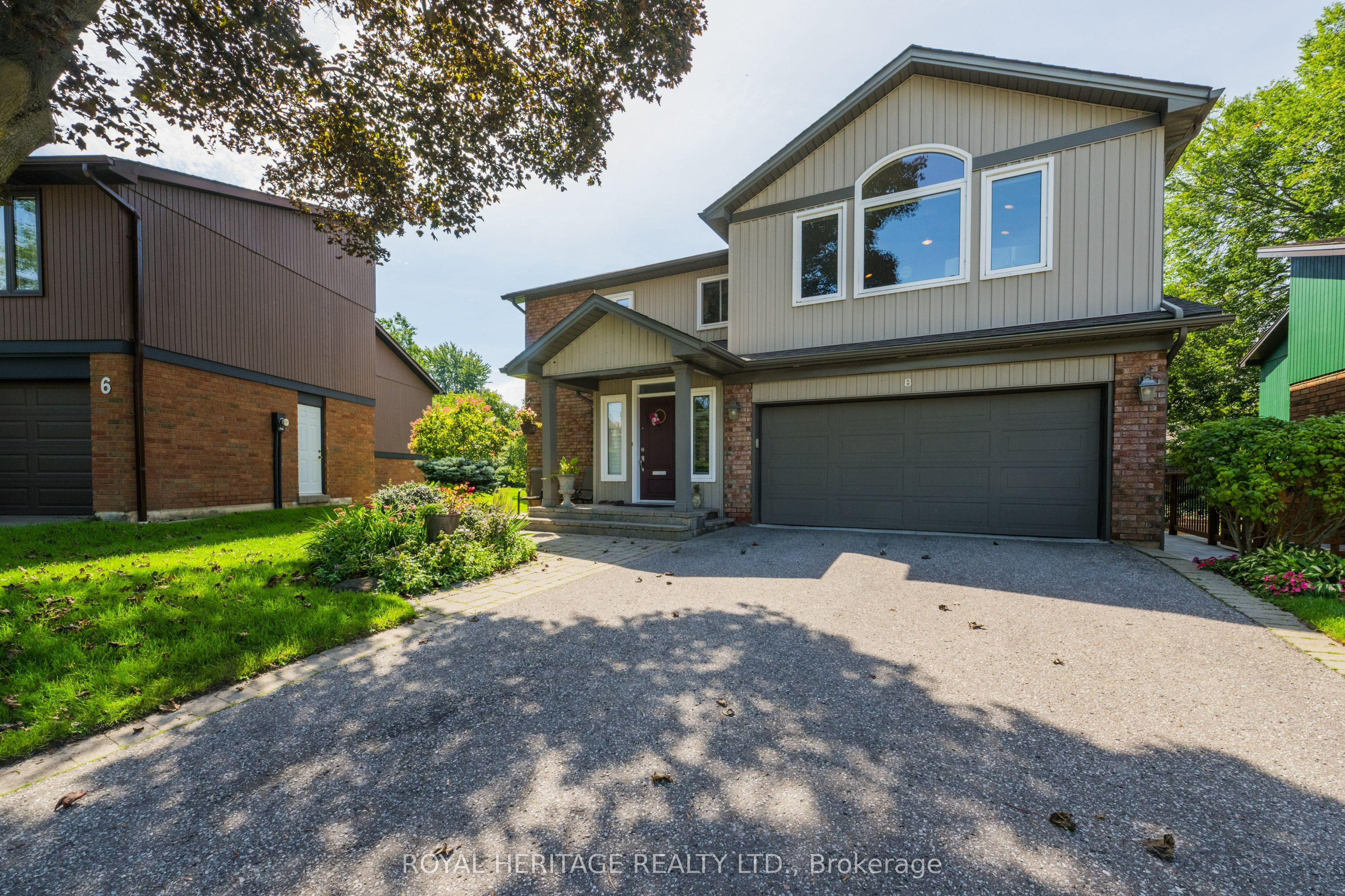 8 Chantrey Court, Toronto, On M1e 4v3