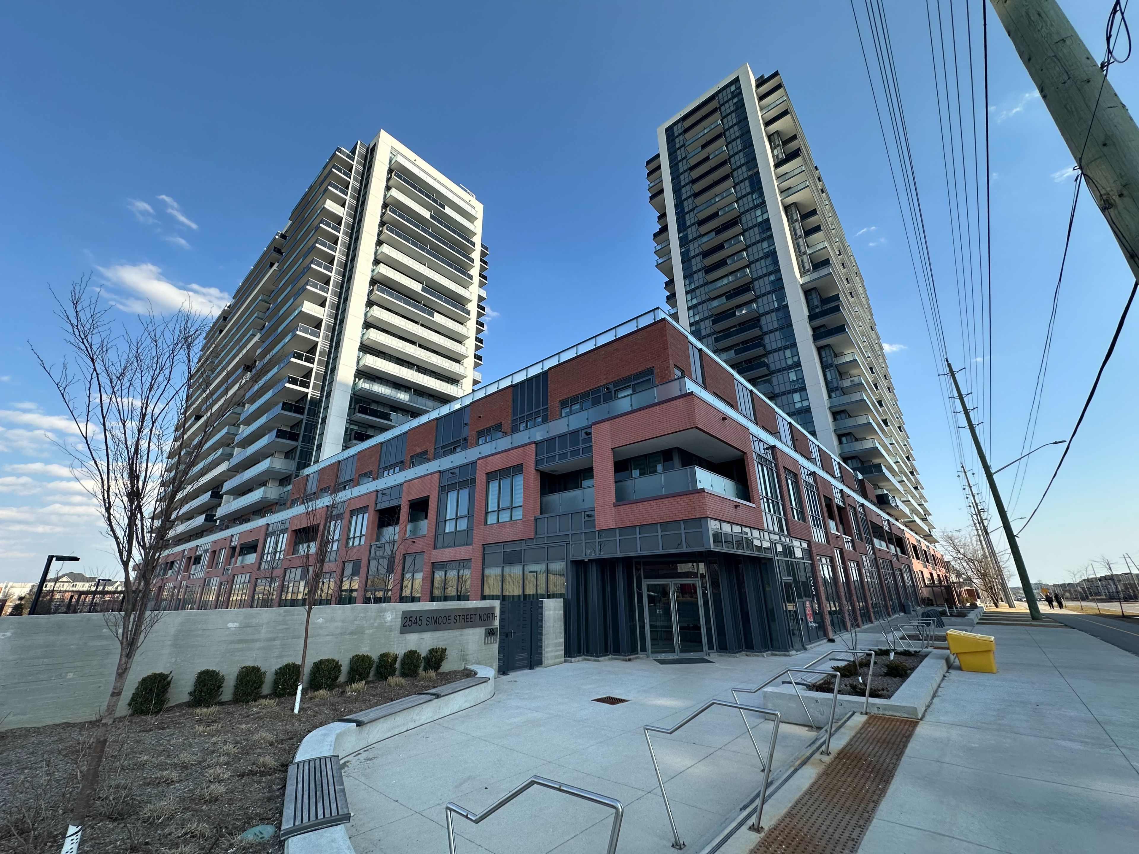 2545 Simcoe Street N 2615, Oshawa, On L1l 0w3