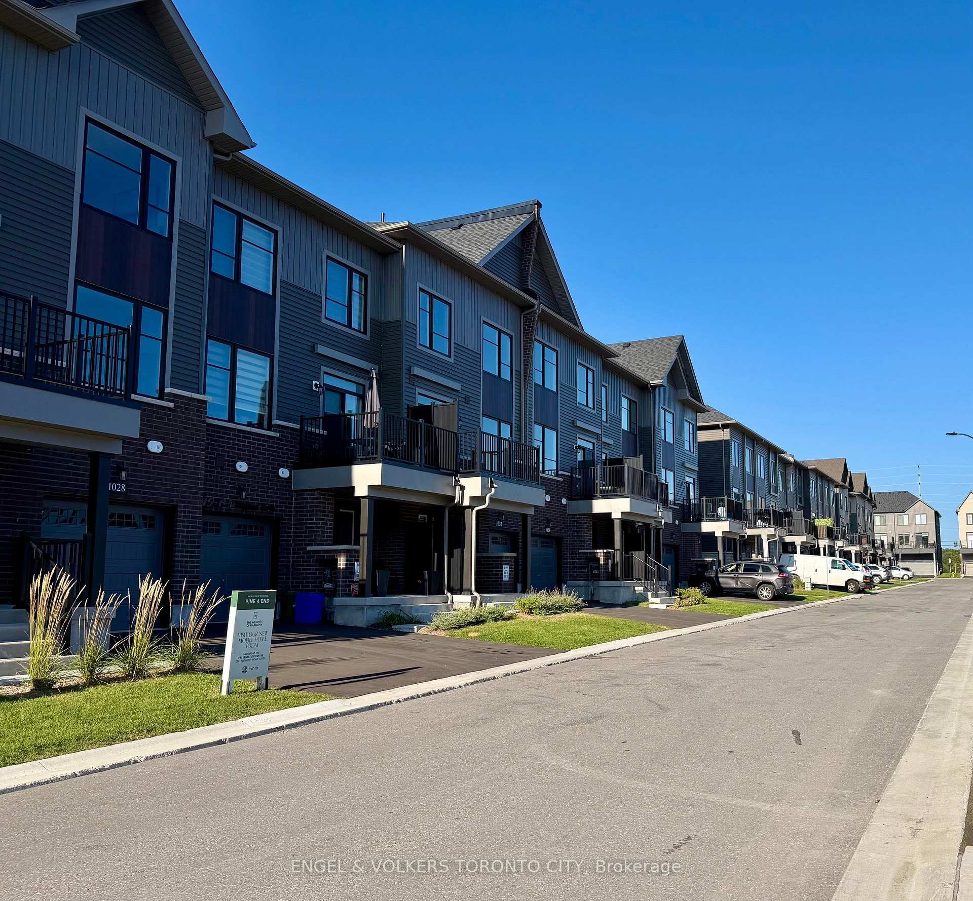 1024 Porcupine Path, Oshawa, On L1l 0x1