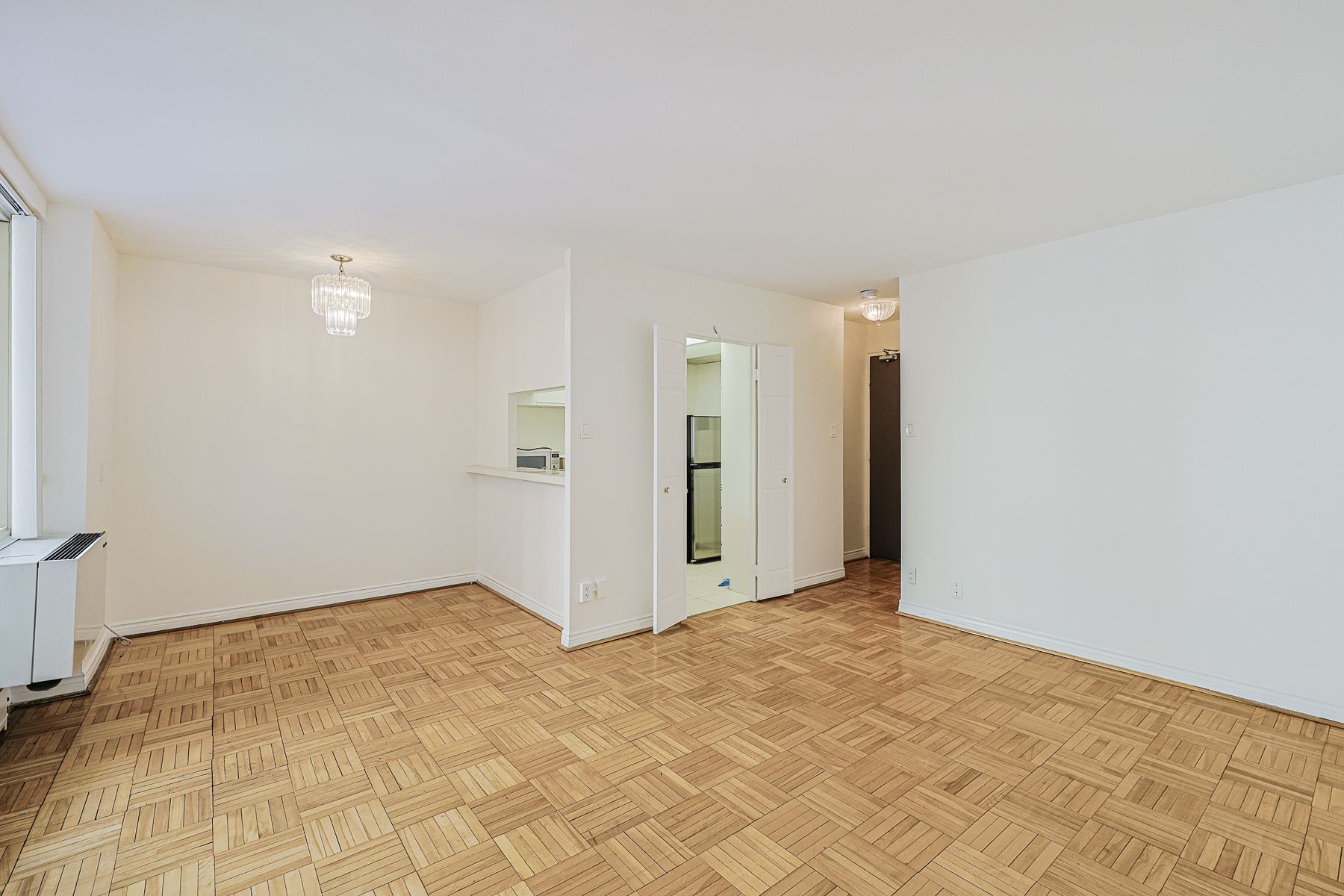 485 Kingston Road 210, Toronto, On M4l 1v6