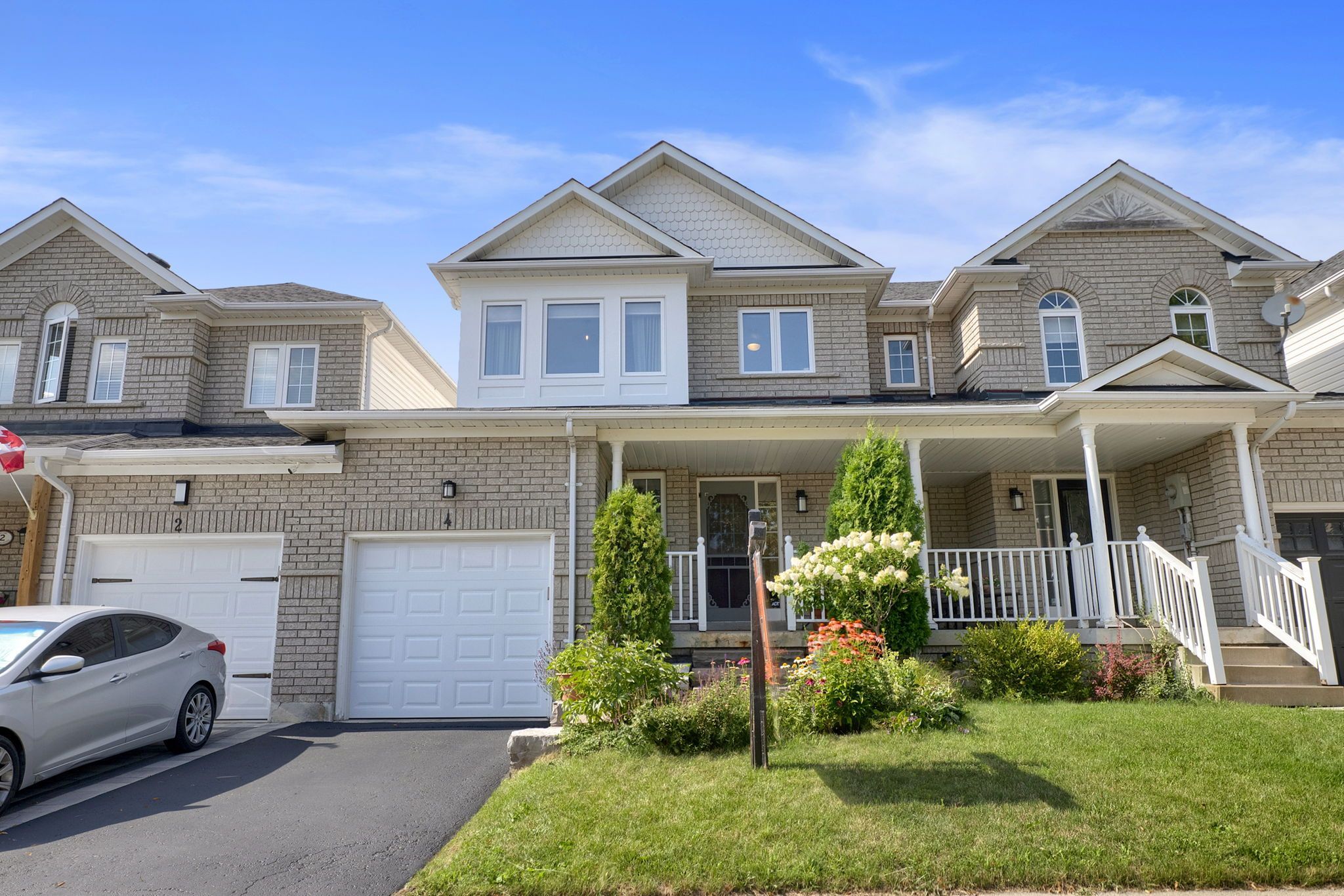 4 Primeau Avenue, Whitby, On L1m 2b7
