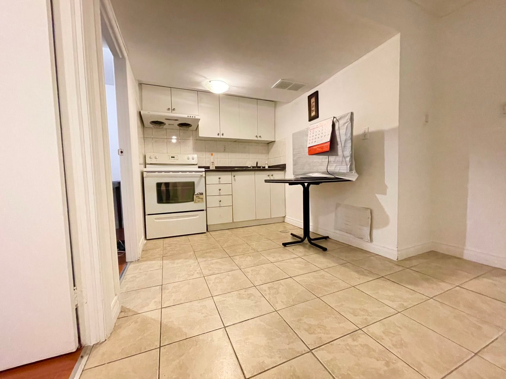 82 Maresfield Drive Bsmt, Toronto, On M1v 2w9