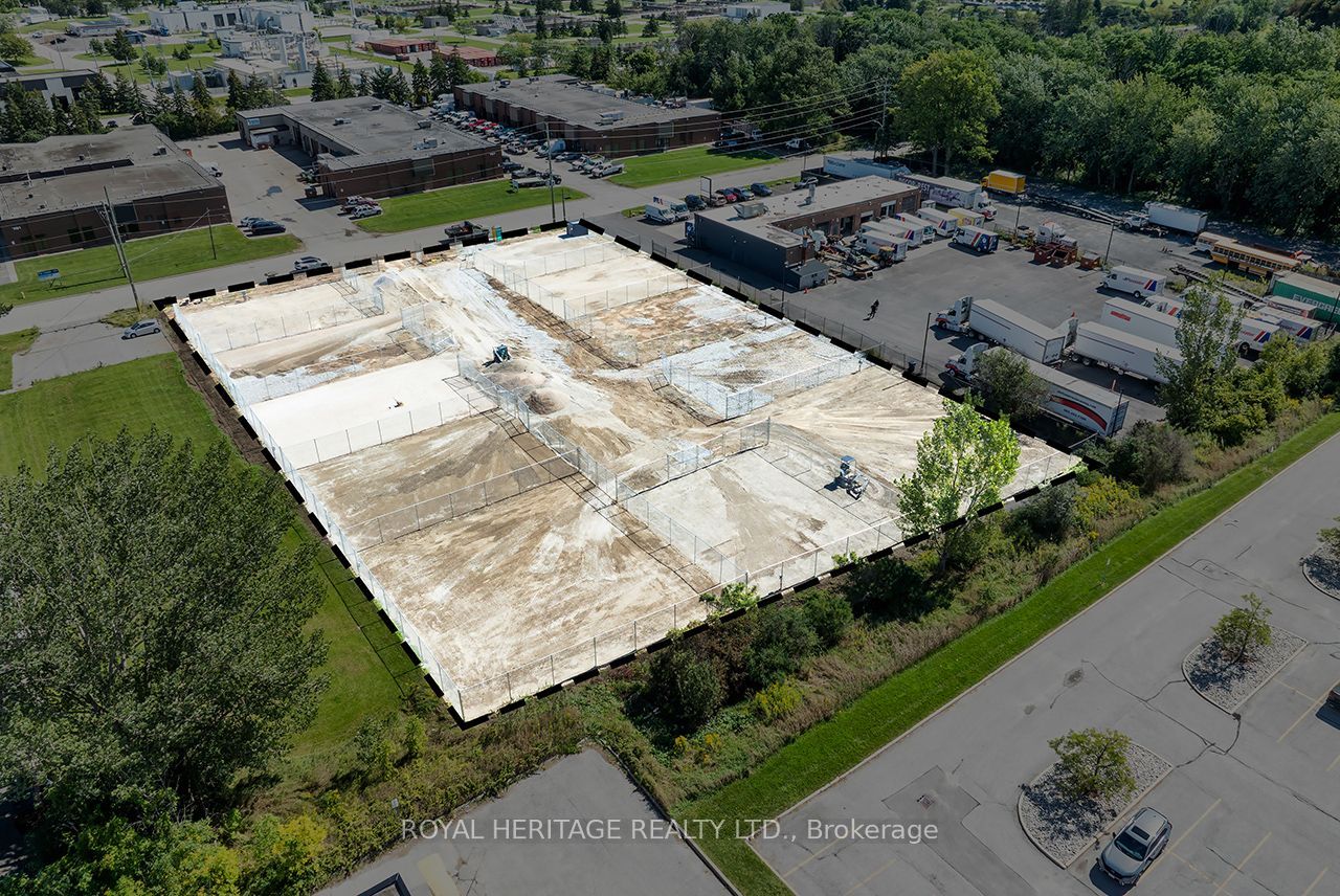 762 Mckay Road, Pickering, On L1w 2y4