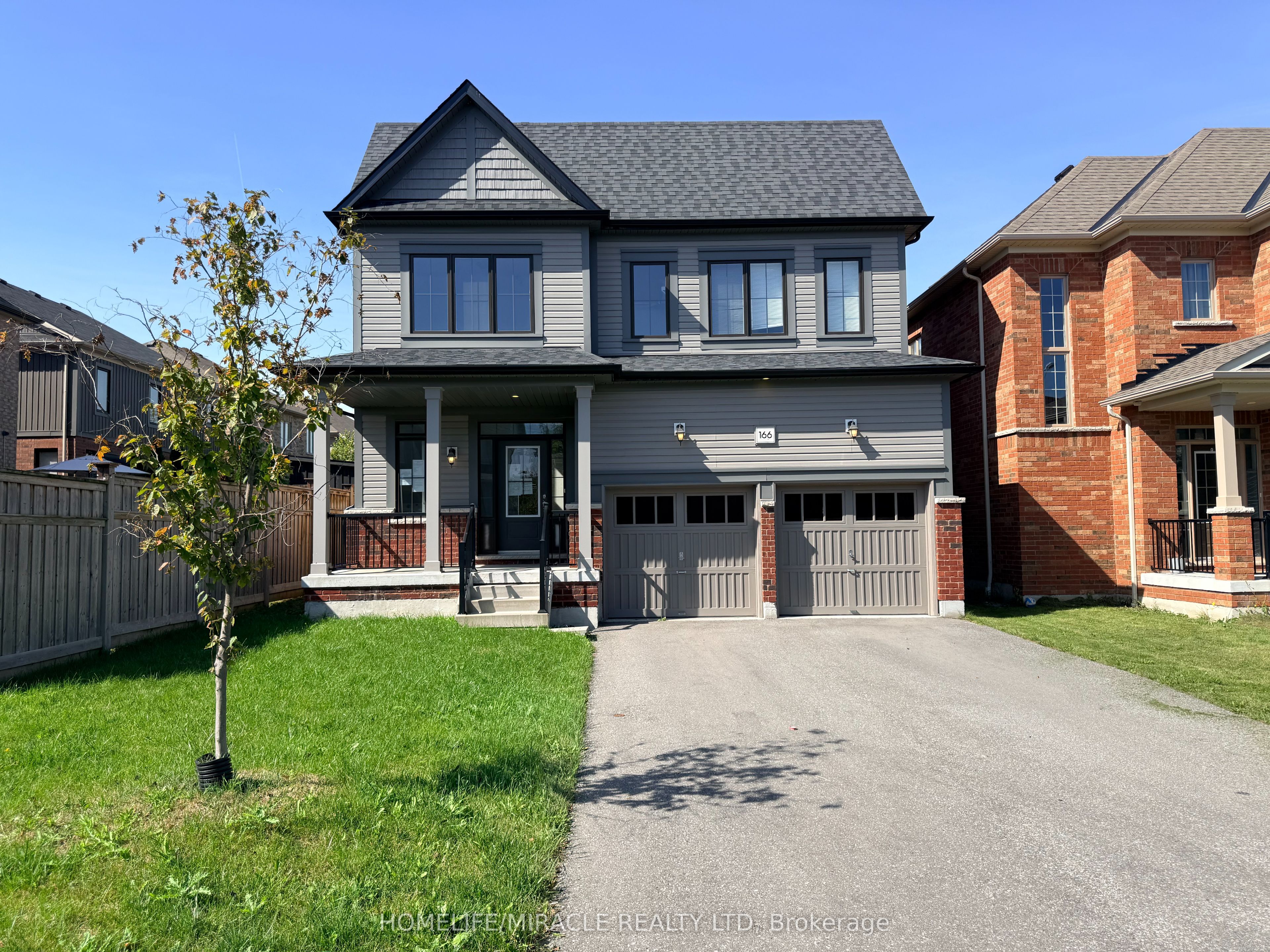 166 Crombie Street, Clarington, On L1c 4a6