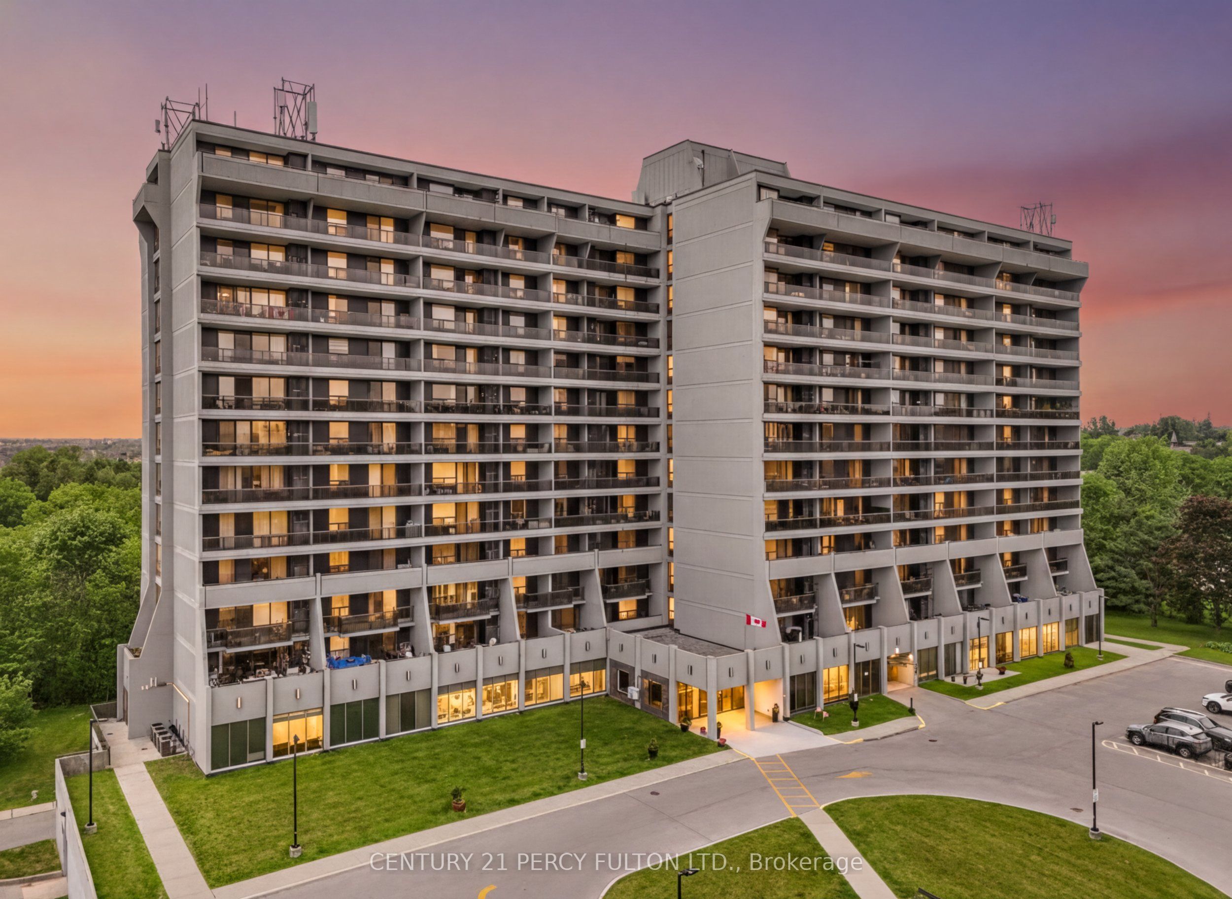 92 Church Street S 511, Ajax, On L1s 6b4