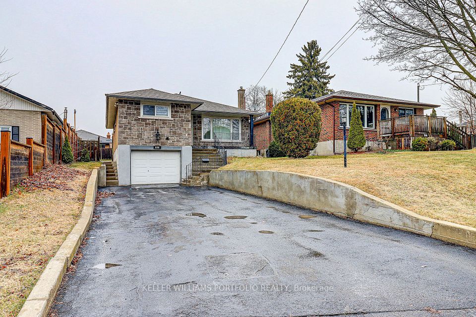 962 Willowdale Avenue Lower Level, Oshawa, On L1h 1w4