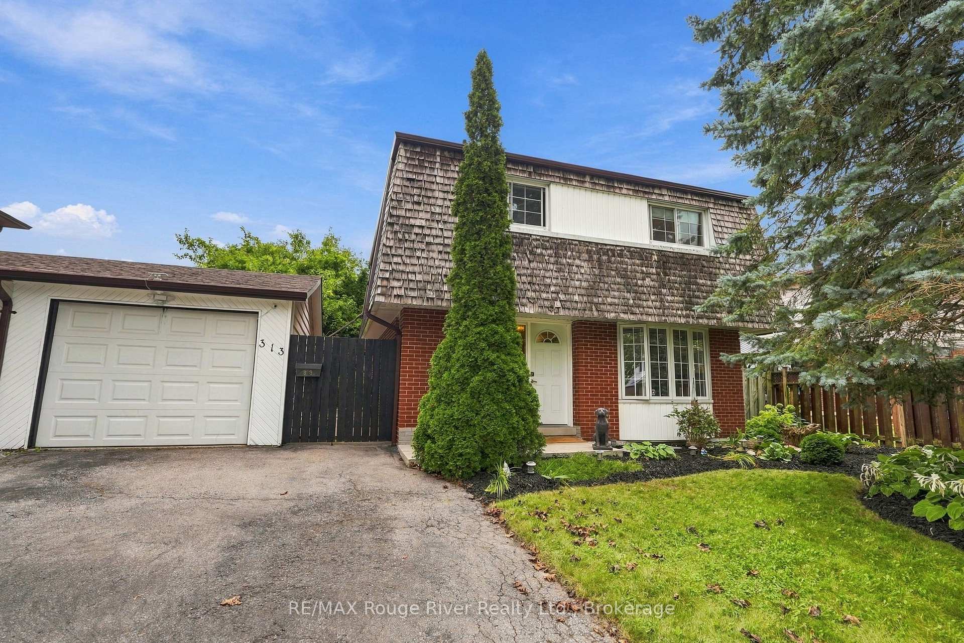 313 Lupin Drive, Whitby, On L1n 1y5