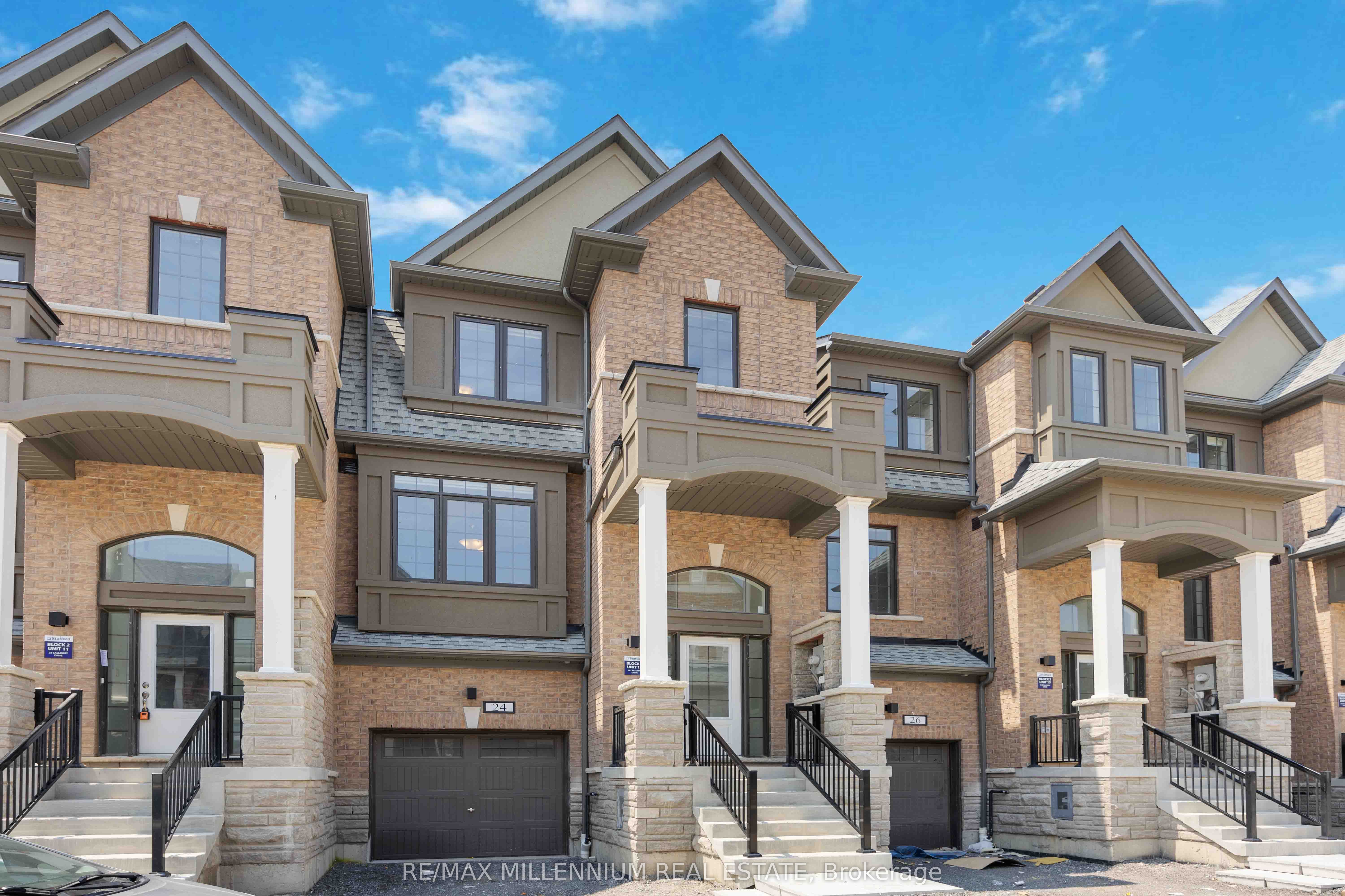24 Calloway Way, Whitby, On L1n 0n9