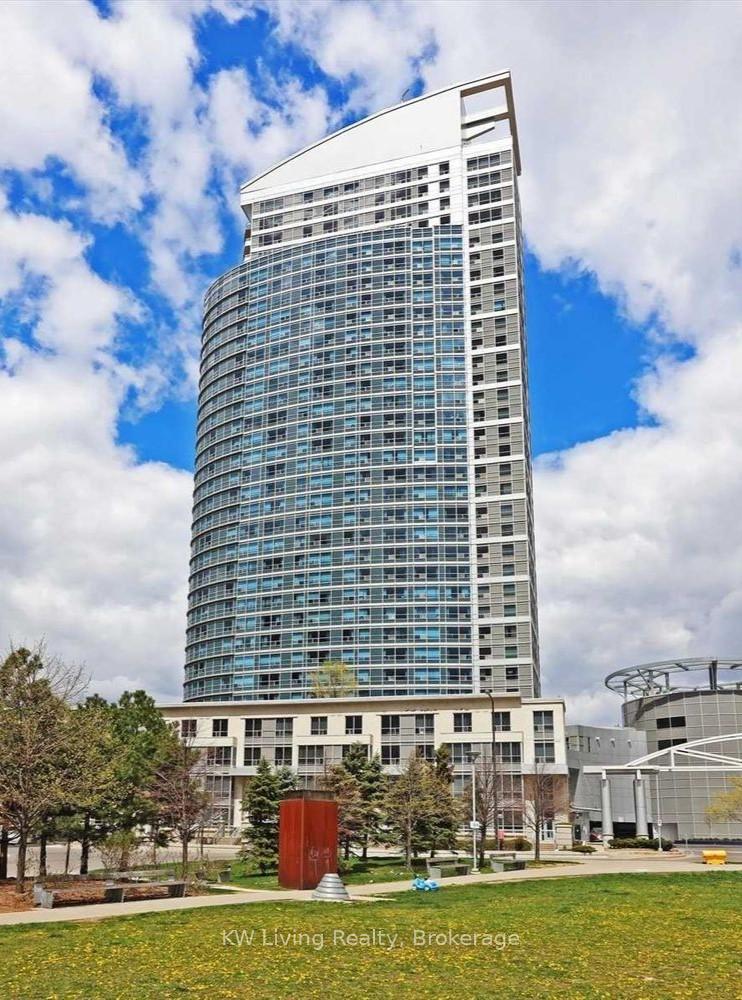 36 Lee Centre Drive 2915, Toronto, On M1h 3k2